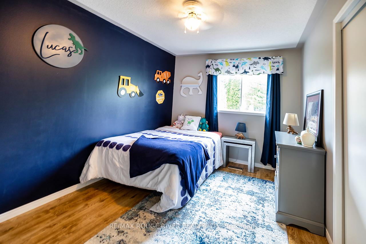 Photo 19 of 1330 Eagle Crescent, Peterborough, Monaghan Ward 2 — HOMEH