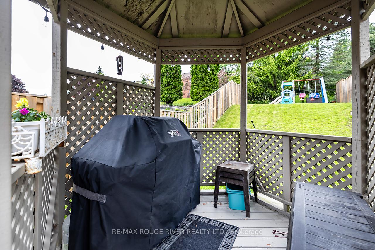 Photo 25 of 1330 Eagle Crescent, Peterborough, Monaghan Ward 2 — HOMEH