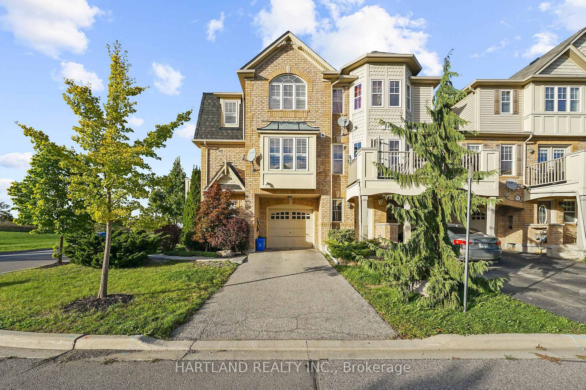 Front of 830 Fowles Court