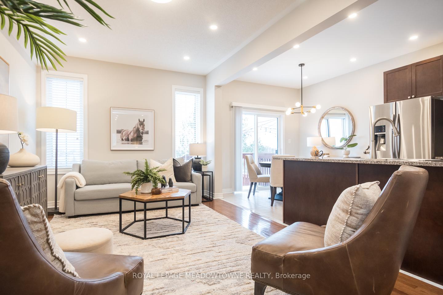Photo 4 of 394 Bessborough Drive, Milton, Harrison — HOMEH