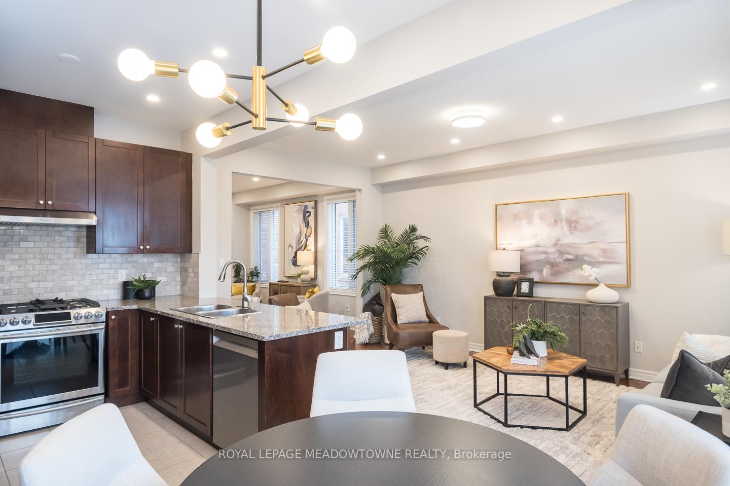 Photo 14 of 394 Bessborough Drive, Milton, Harrison — HOMEH