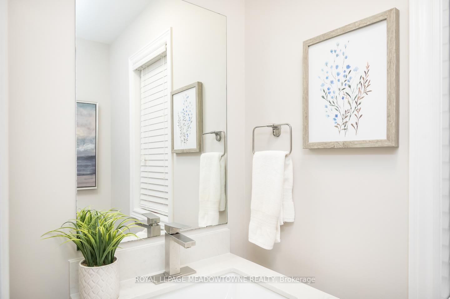 Photo 31 of 394 Bessborough Drive, Milton, Harrison — HOMEH