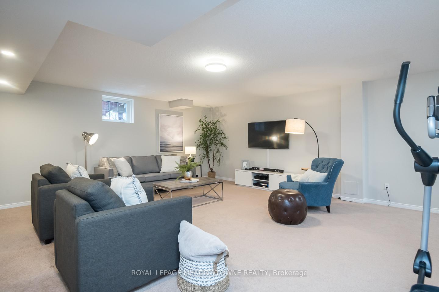 Photo 33 of 394 Bessborough Drive, Milton, Harrison — HOMEH