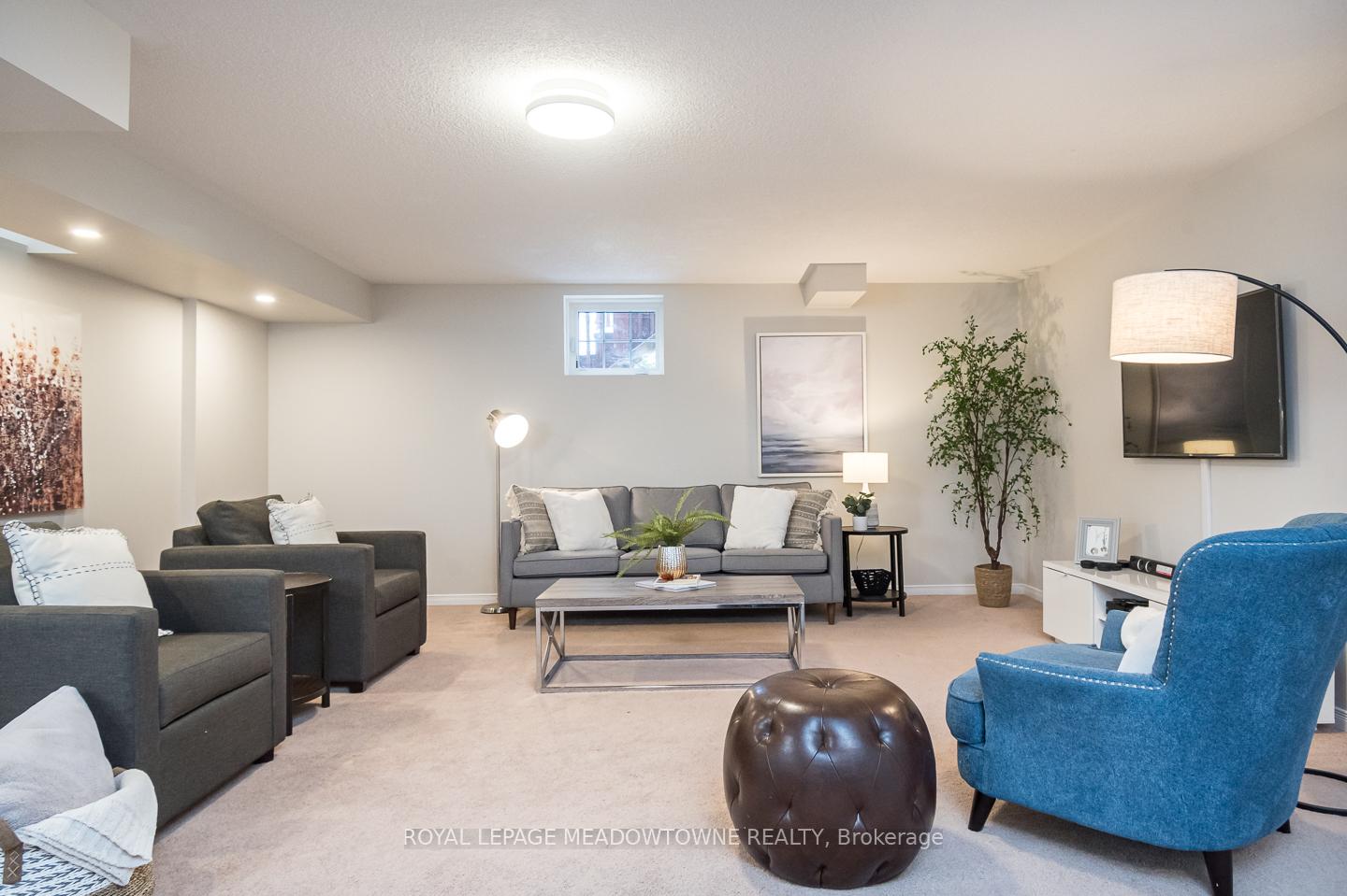 Photo 35 of 394 Bessborough Drive, Milton, Harrison — HOMEH