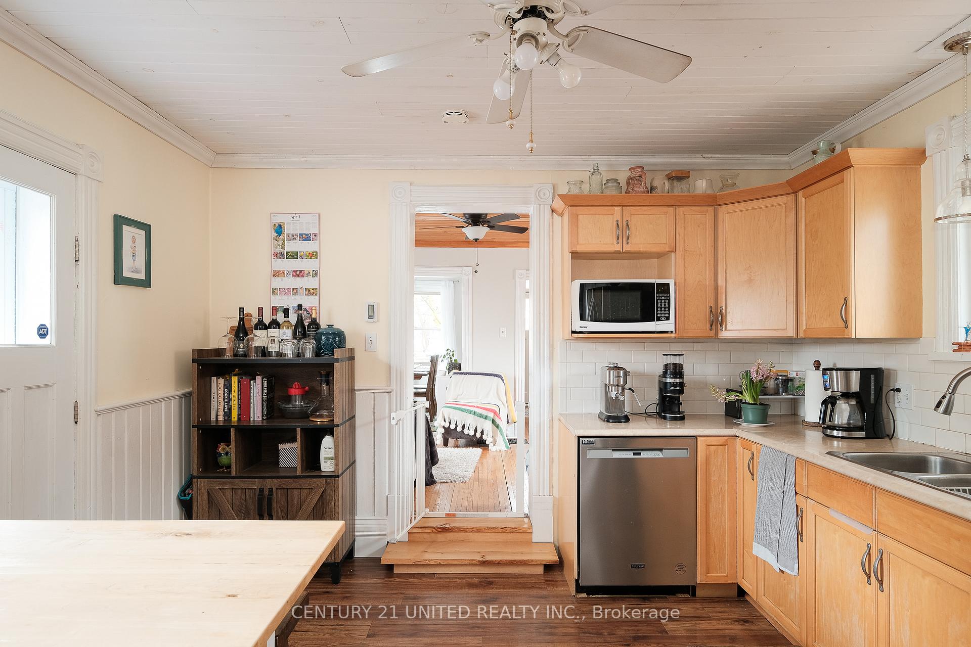 Photo 10 of 512 Parnell Street, Peterborough, Town Ward 3 — HOMEH