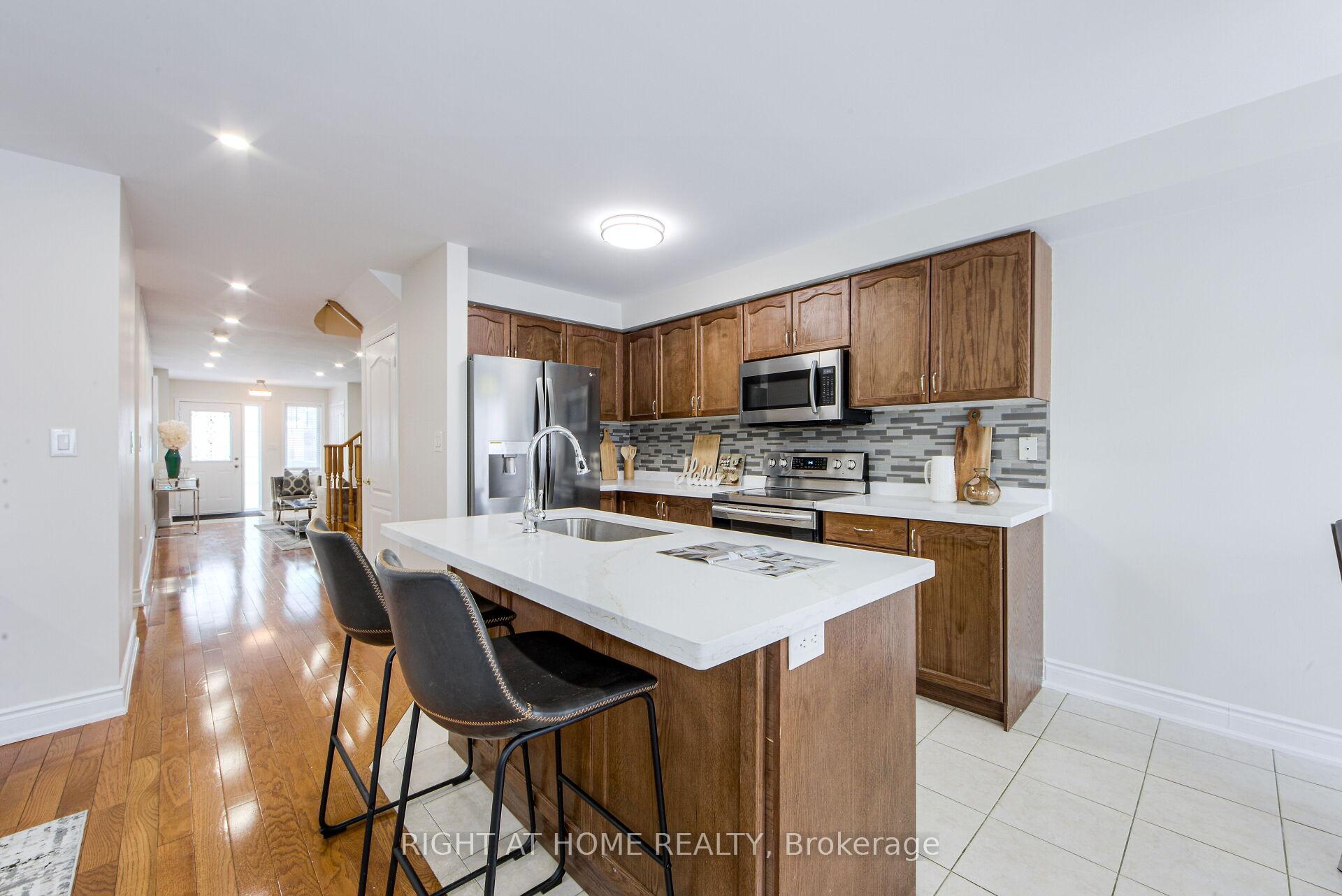 Photo 13 of 1321 Brandon Terrace, Milton, Dempsey — HOMEH