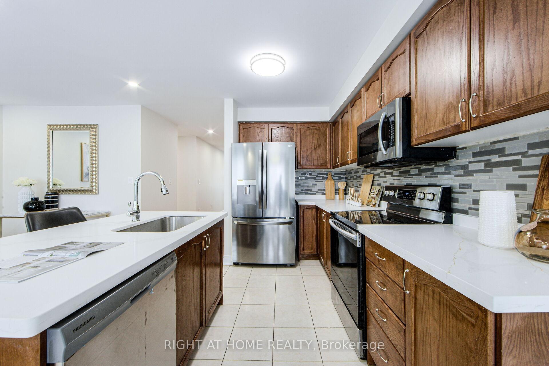 Photo 15 of 1321 Brandon Terrace, Milton, Dempsey — HOMEH