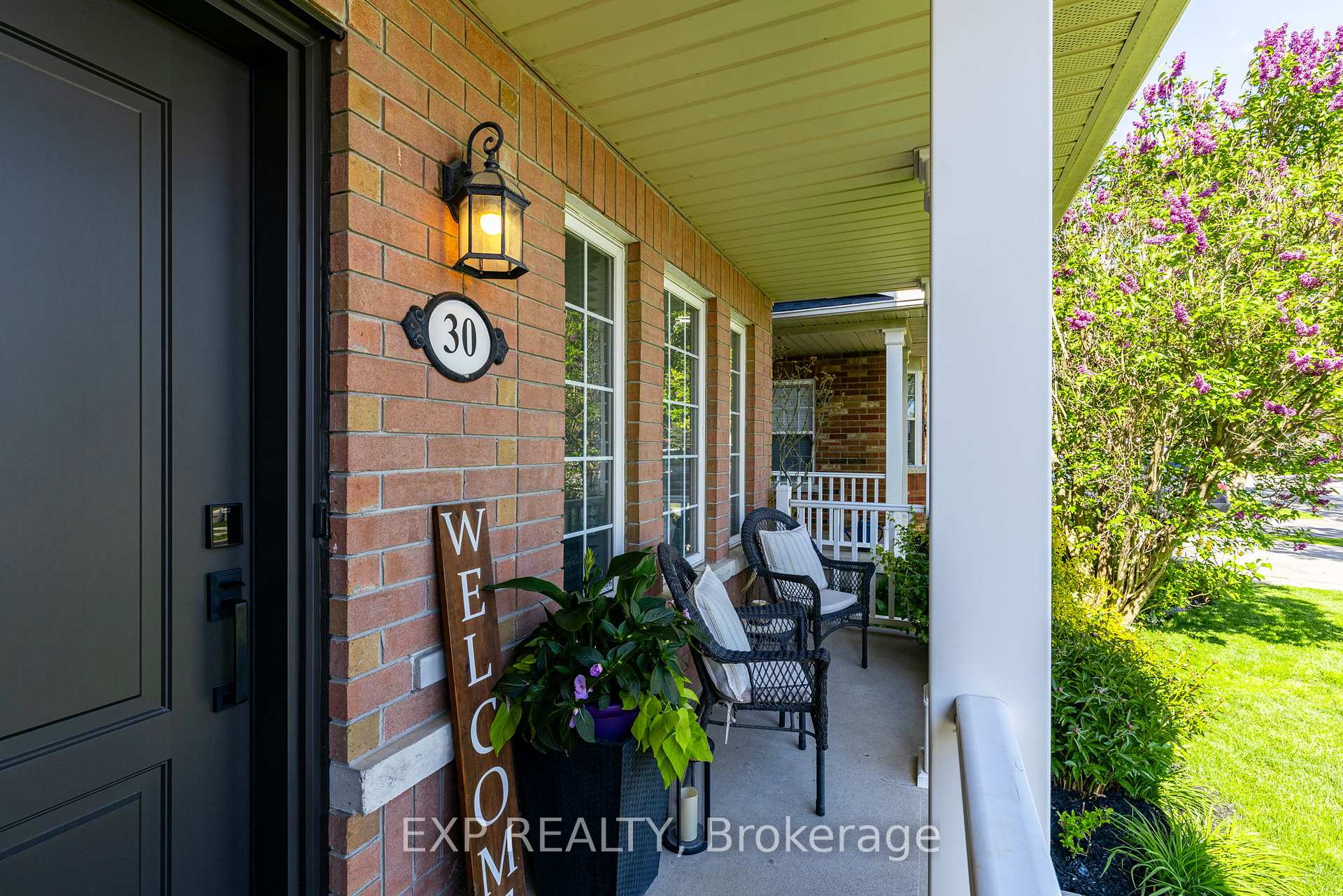 Photo 4 of 30 Earl Stewart Drive, Aurora, Bayview Wellington — HOMEH