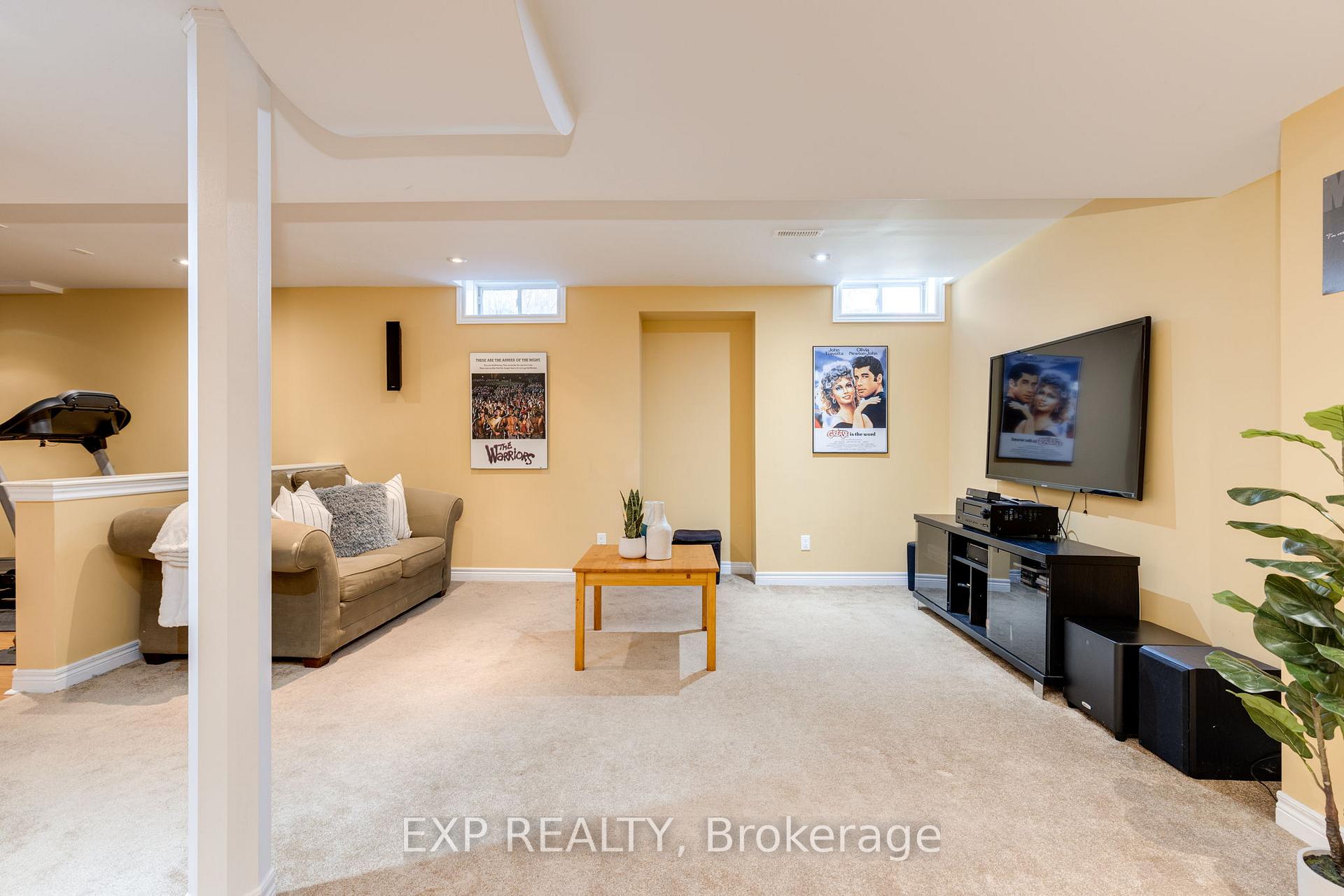 Photo 28 of 30 Earl Stewart Drive, Aurora, Bayview Wellington — HOMEH