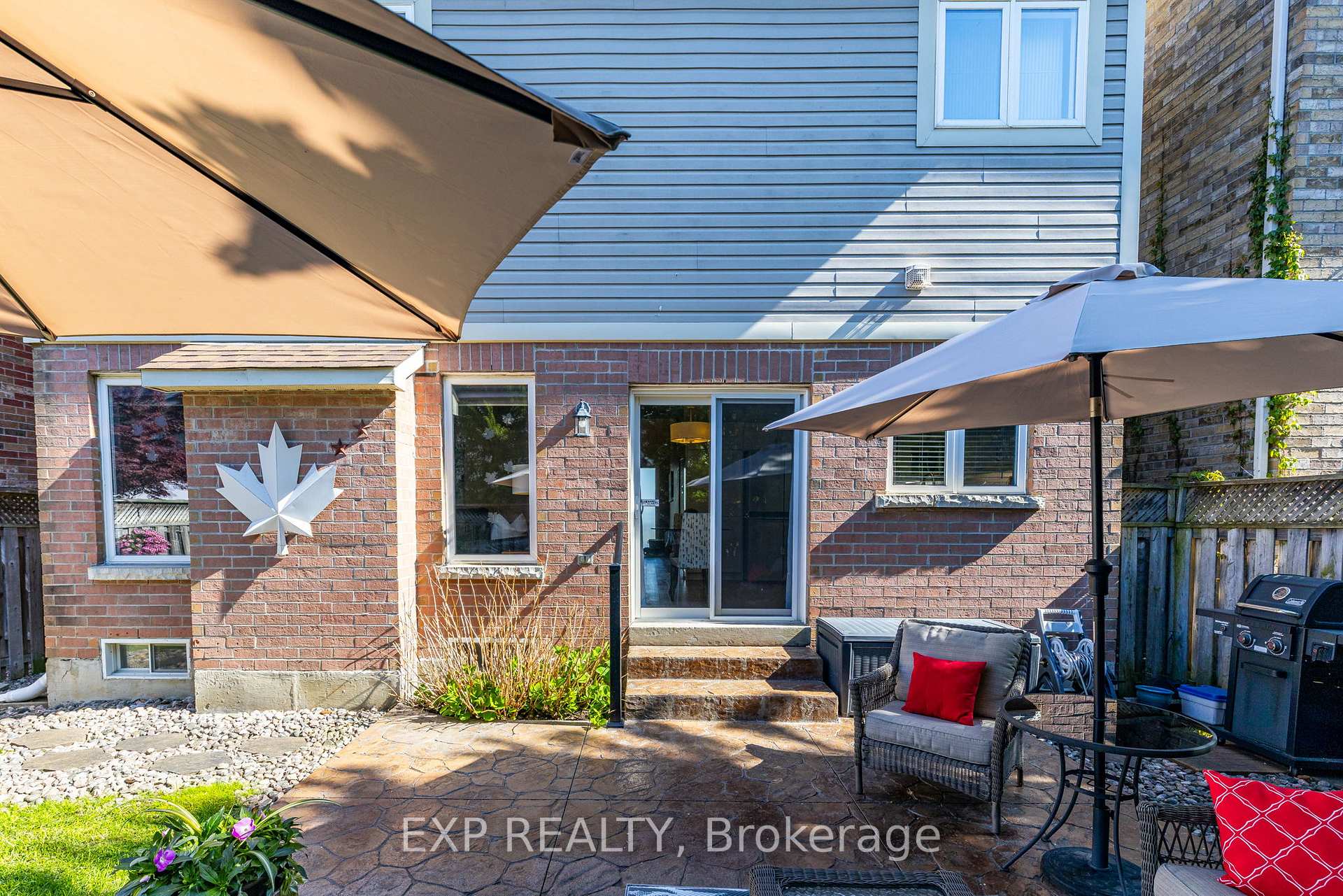 Photo 29 of 30 Earl Stewart Drive, Aurora, Bayview Wellington — HOMEH