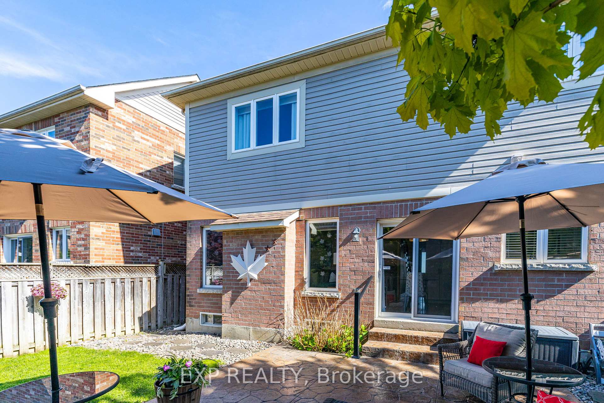 Photo 42 of 30 Earl Stewart Drive, Aurora, Bayview Wellington — HOMEH