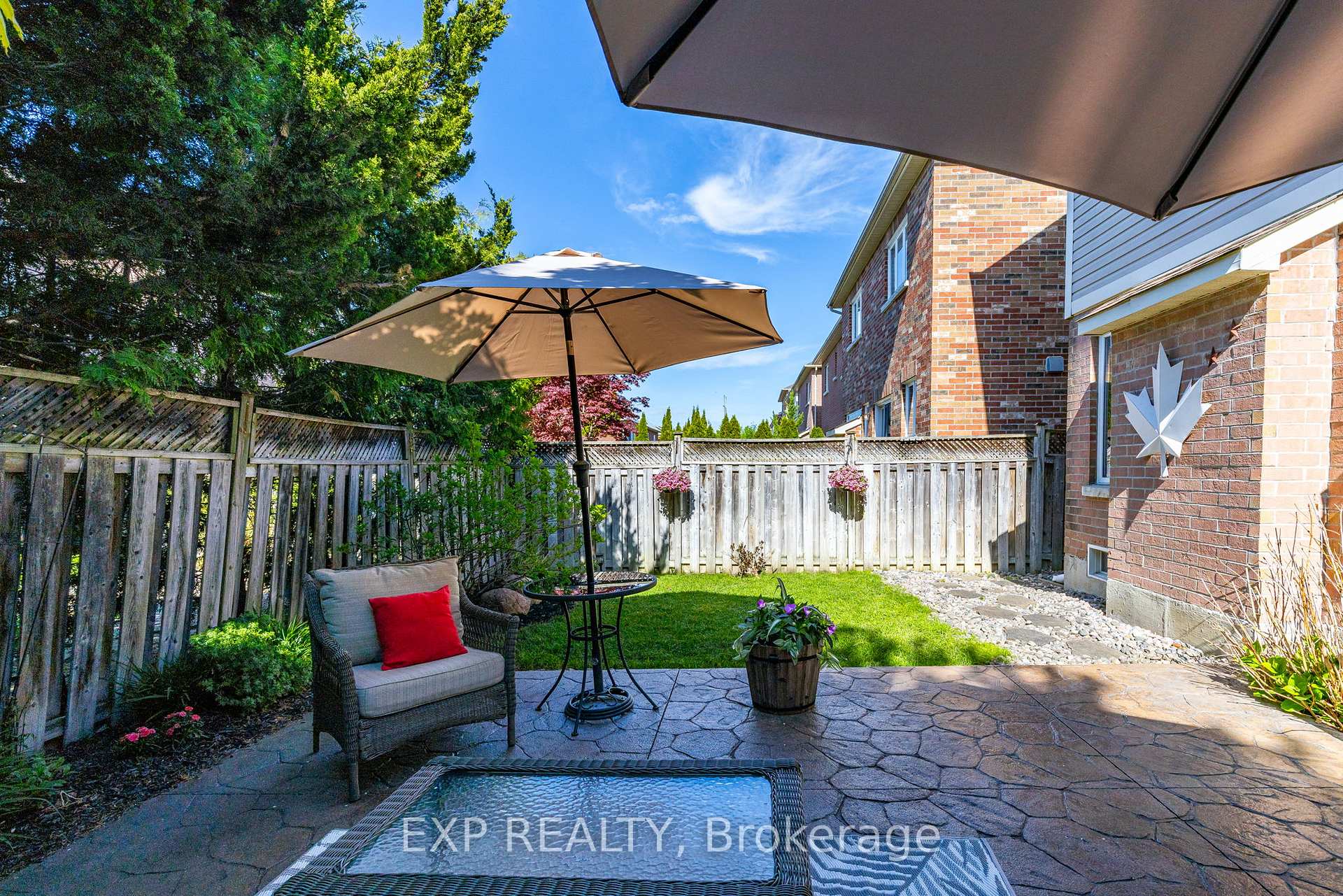 Photo 41 of 30 Earl Stewart Drive, Aurora, Bayview Wellington — HOMEH