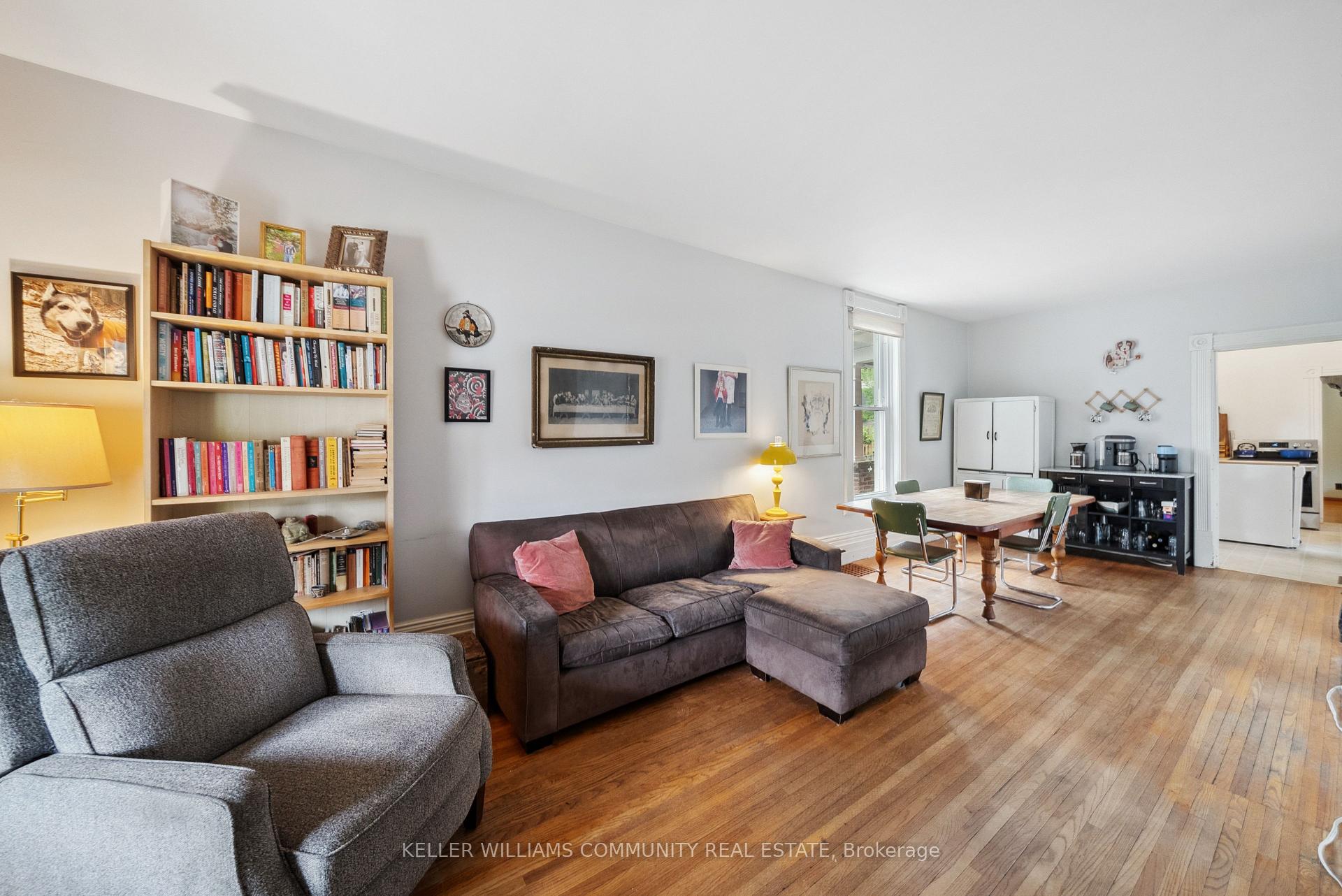 Photo 5 of 269 John Street, Peterborough, Town Ward 3 — HOMEH