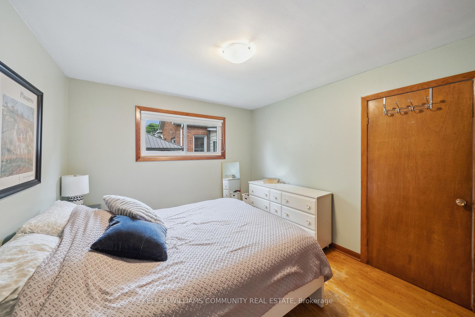 Photo 15 of 269 John Street, Peterborough, Town Ward 3 — HOMEH