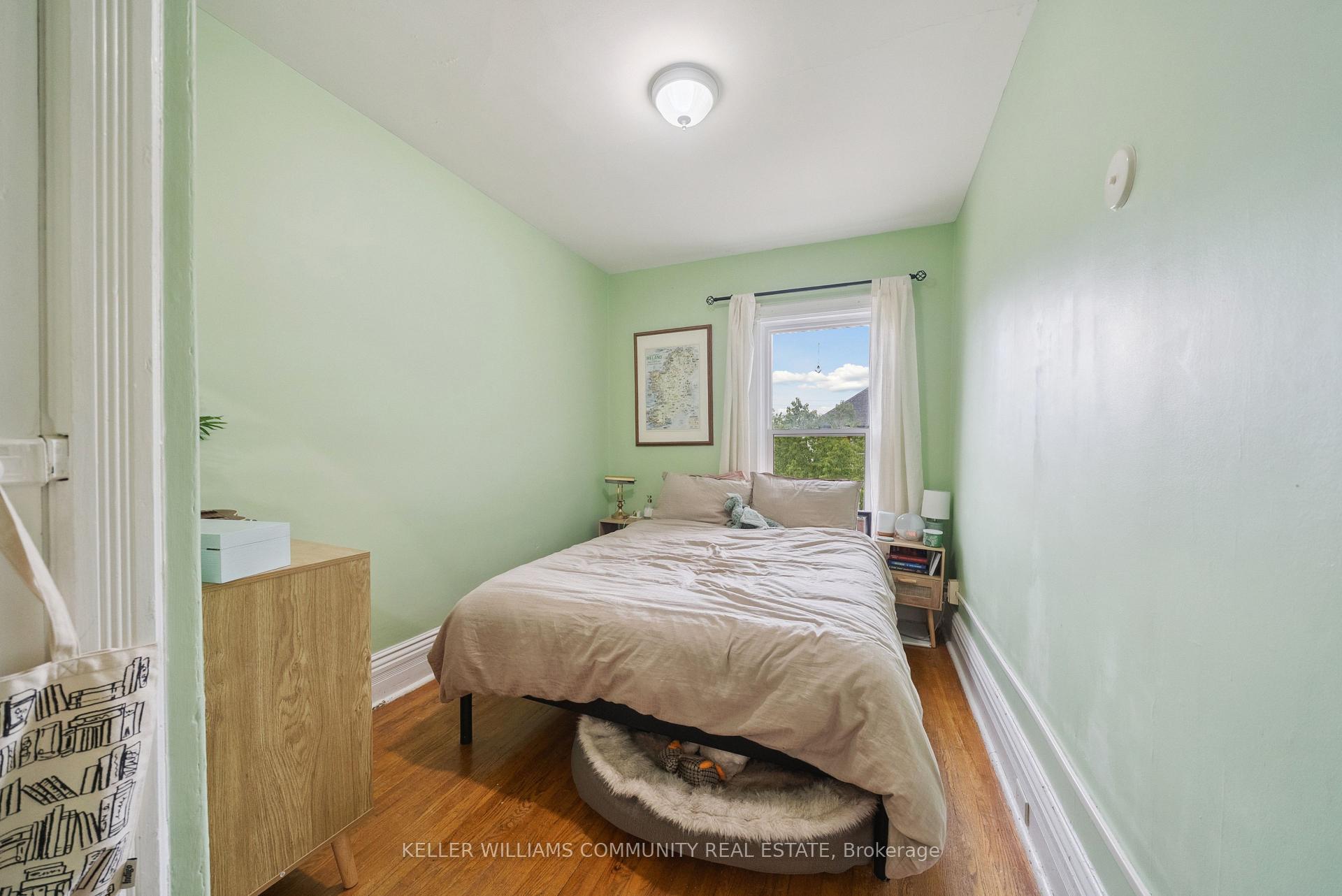 Photo 26 of 269 John Street, Peterborough, Town Ward 3 — HOMEH