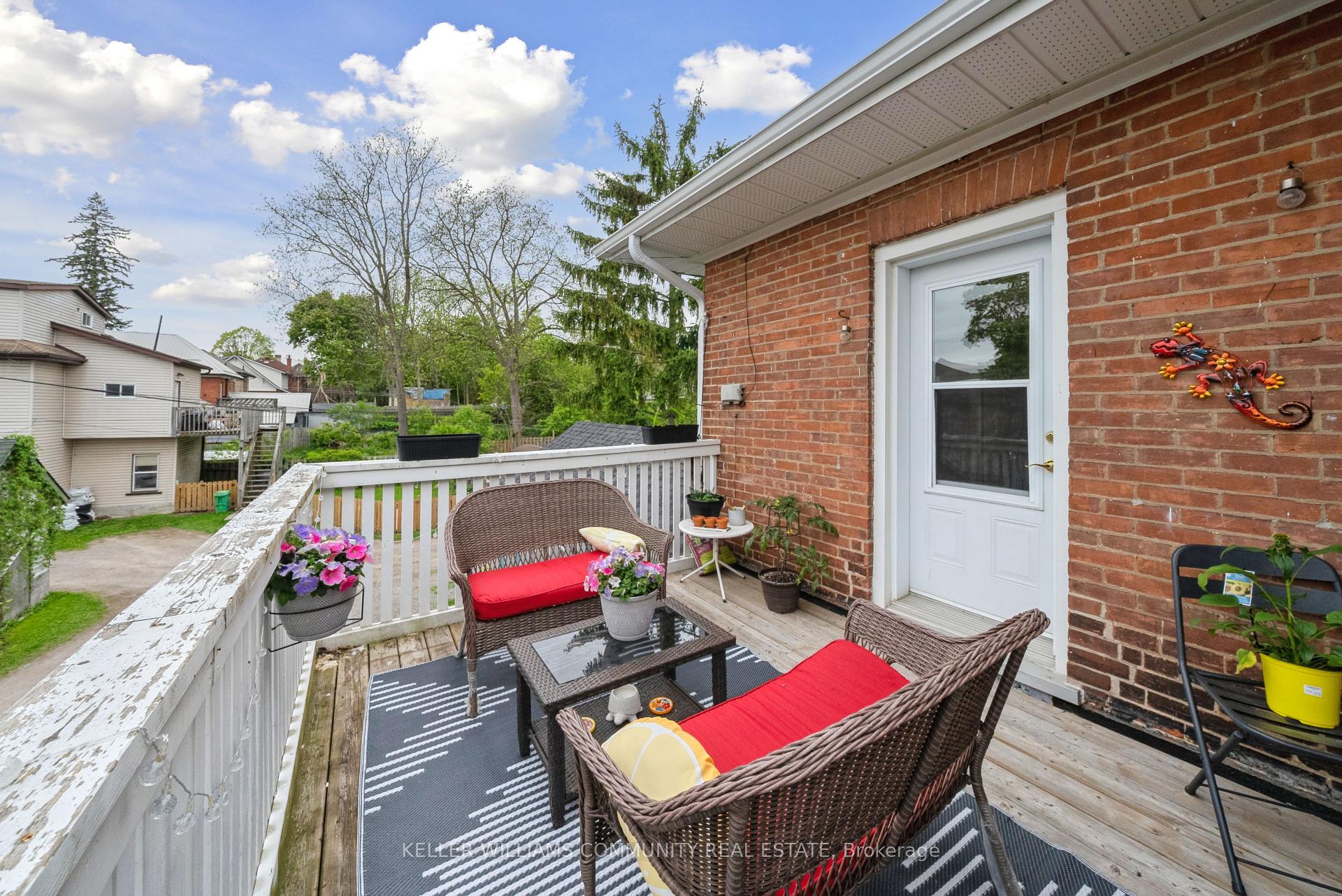 Photo 29 of 269 John Street, Peterborough, Town Ward 3 — HOMEH