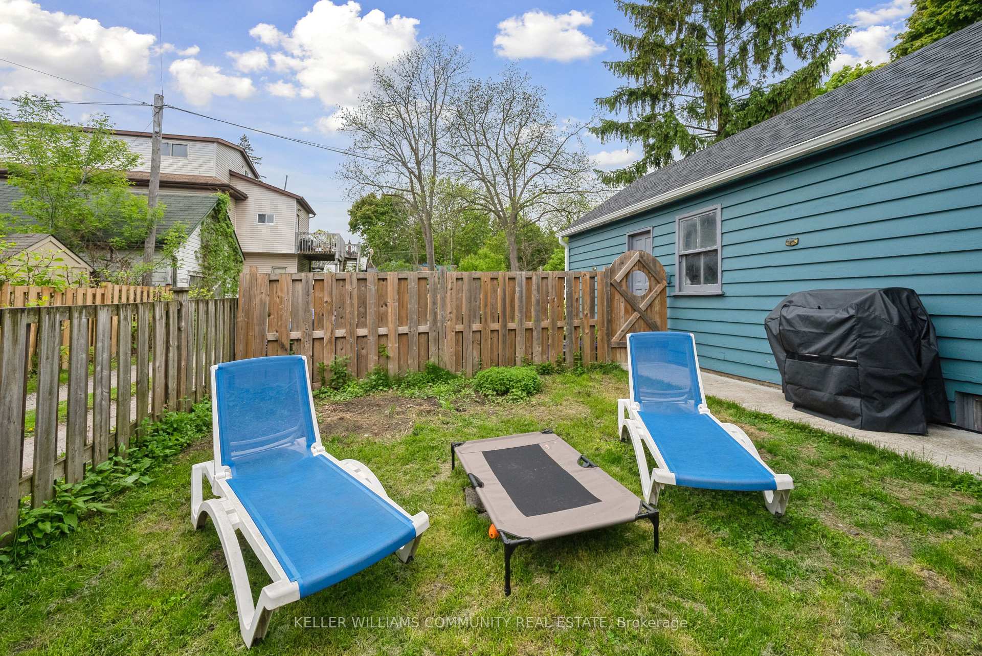 Photo 35 of 269 John Street, Peterborough, Town Ward 3 — HOMEH