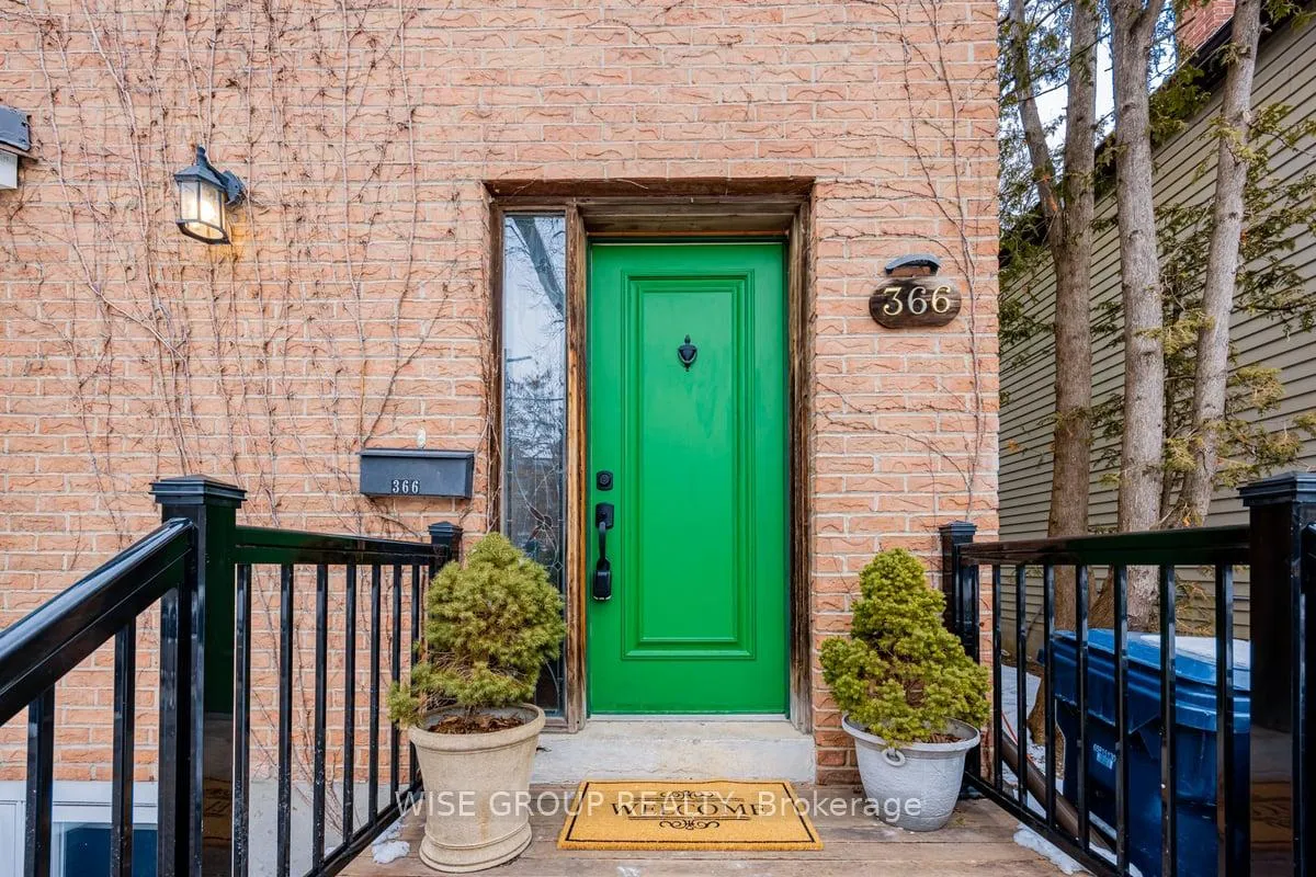 Photo 2 of 366 Merton Street, Toronto, Mount Pleasant East — HOMEH