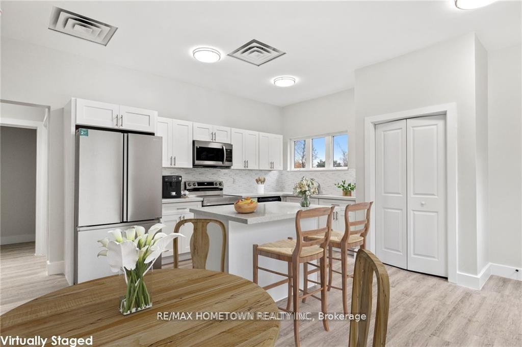 Photo 6 of Unit 3, 7829 Kent Boulevard, Brockville — HOMEH