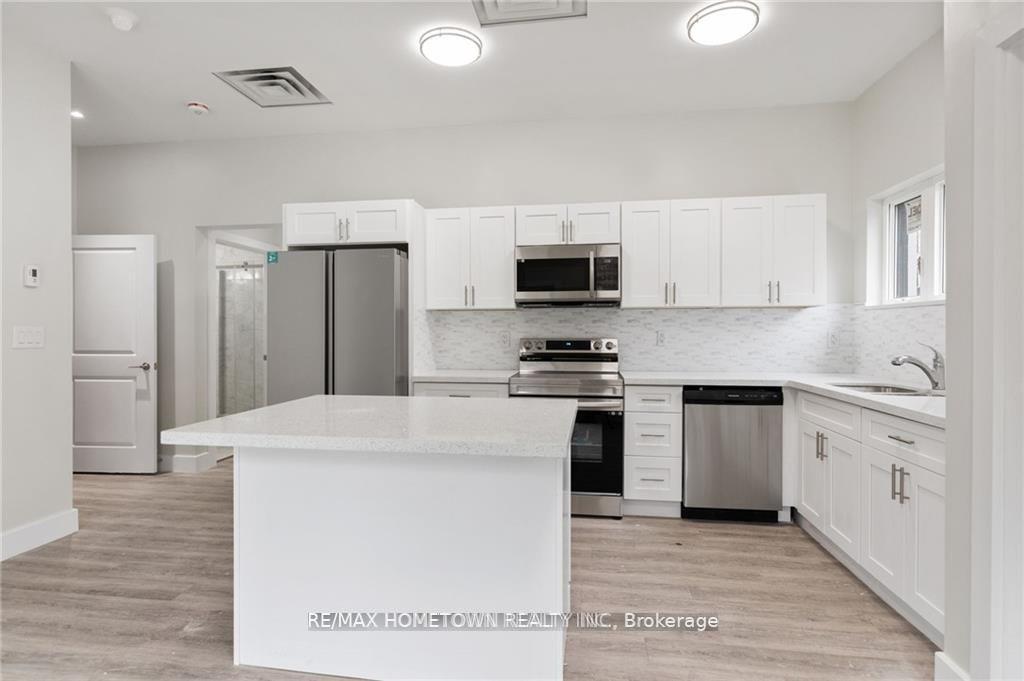 Photo 11 of Unit 3, 7829 Kent Boulevard, Brockville — HOMEH