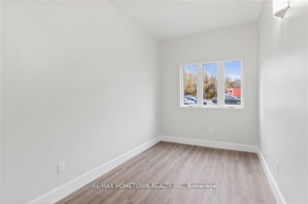 Photo 14 of Unit 3, 7829 Kent Boulevard, Brockville — HOMEH