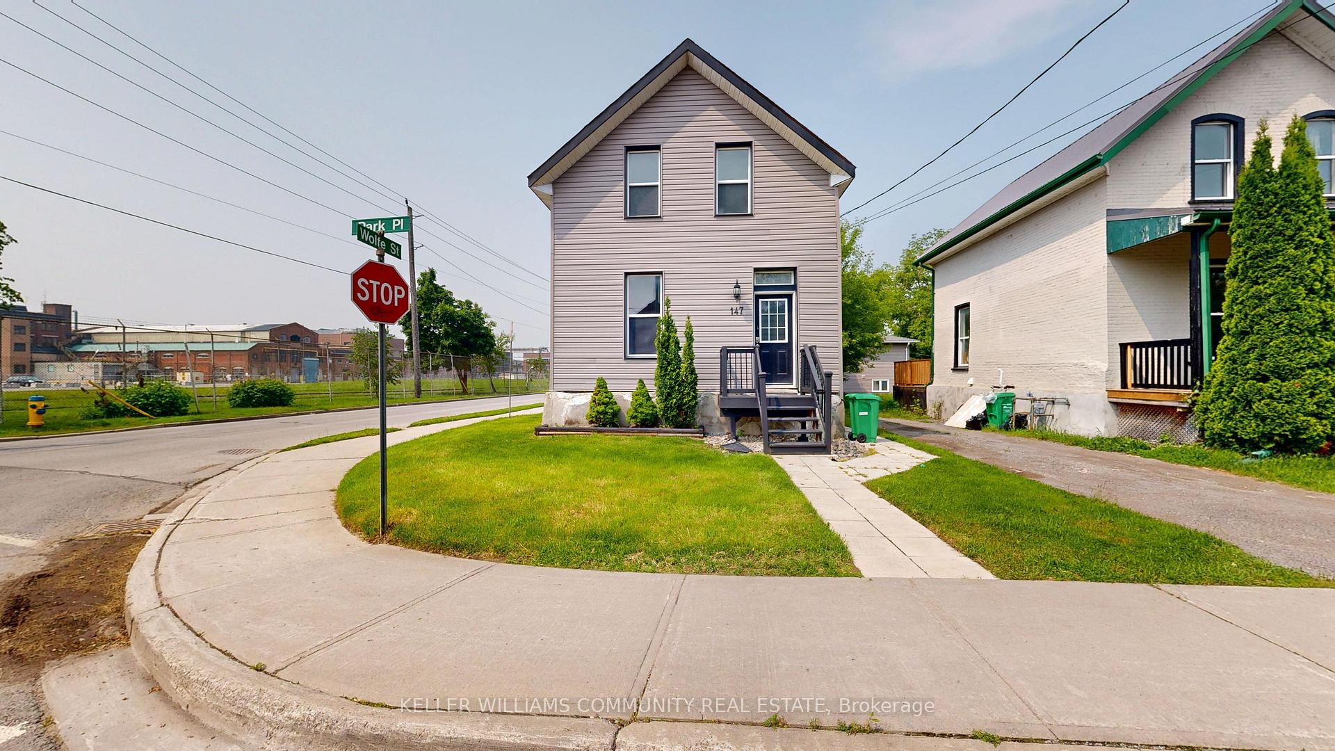 Front of 147 Park Place