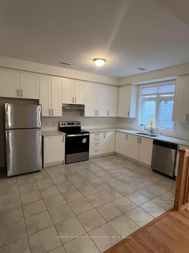 Photo 6 of 1550 Hilson Heights, Milton, Cobban — HOMEH