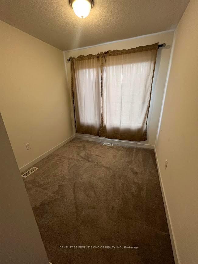 Photo 18 of 1550 Hilson Heights, Milton, Cobban — HOMEH