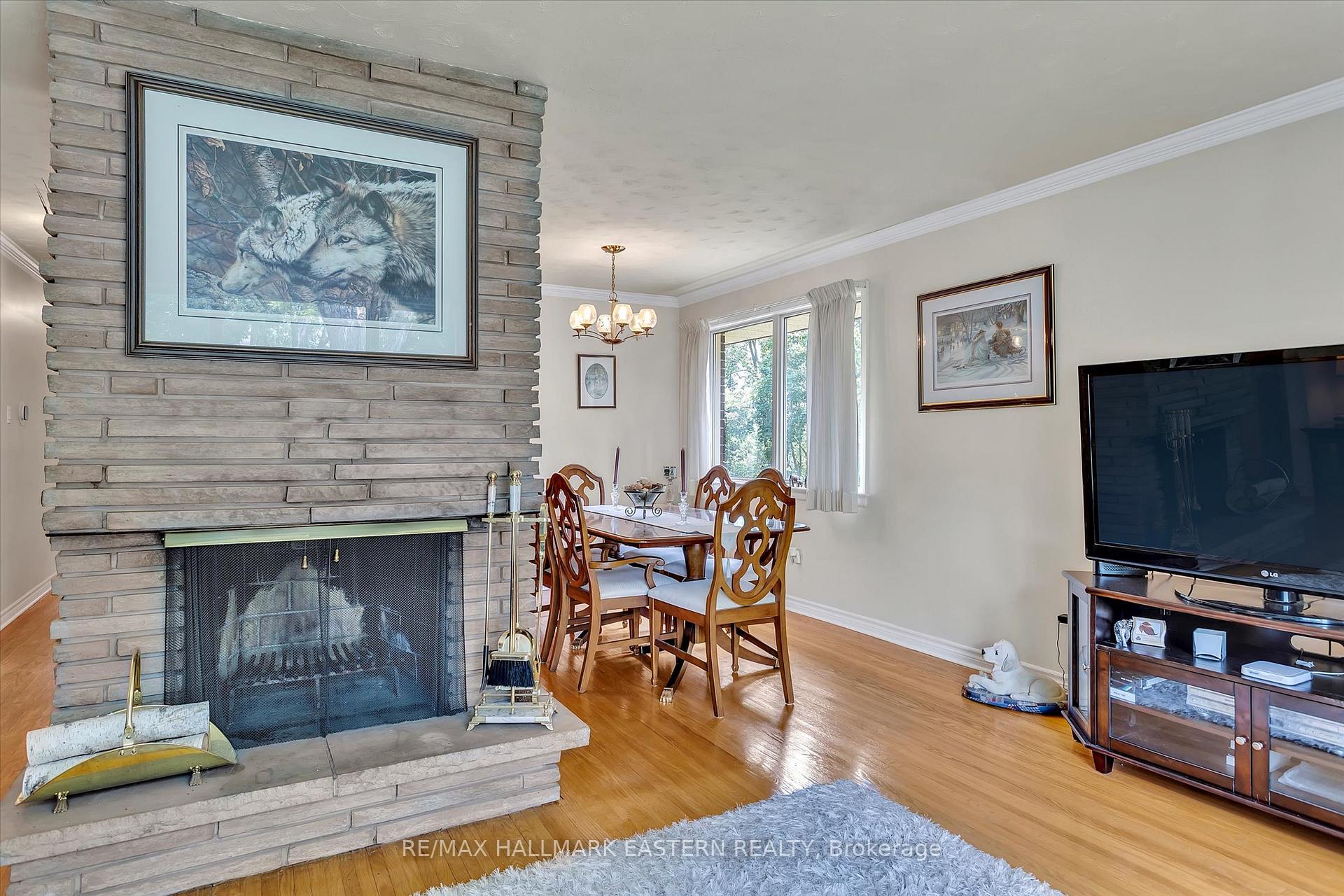 Photo 9 of 1263 Algonquin Boulevard, Peterborough, Northcrest Ward 5 — HOMEH