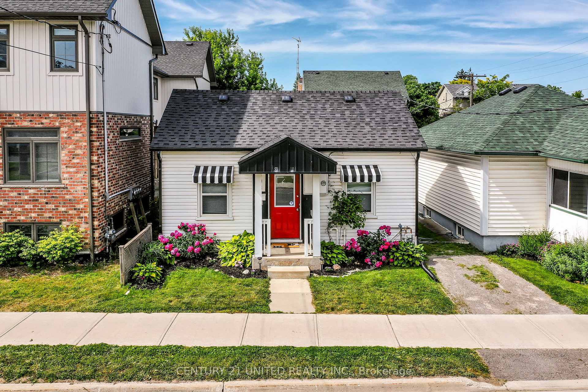 Photo 2 of 408 Mcdonnel Street, Peterborough, Town Ward 3 — HOMEH