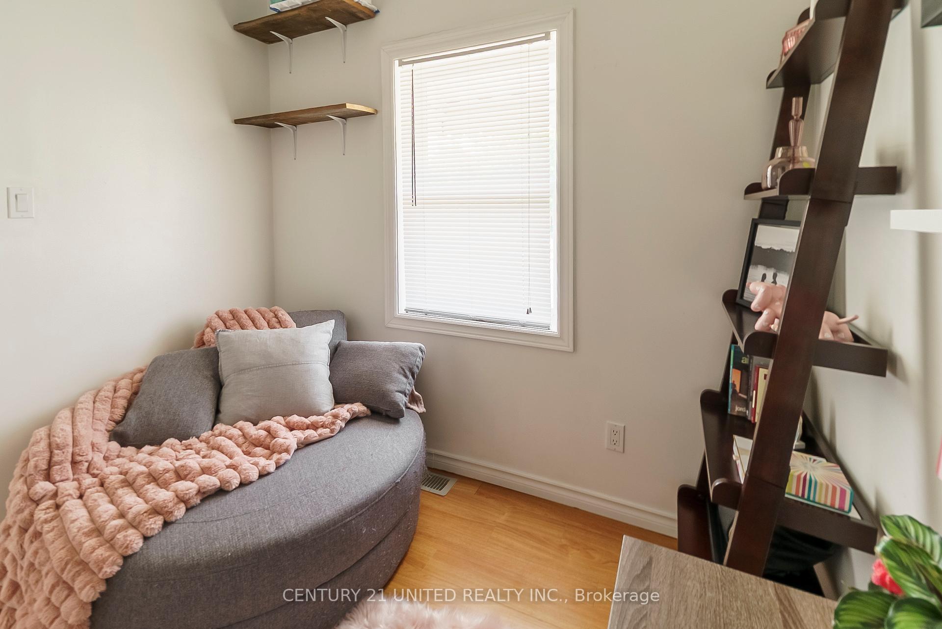 Photo 14 of 408 Mcdonnel Street, Peterborough, Town Ward 3 — HOMEH