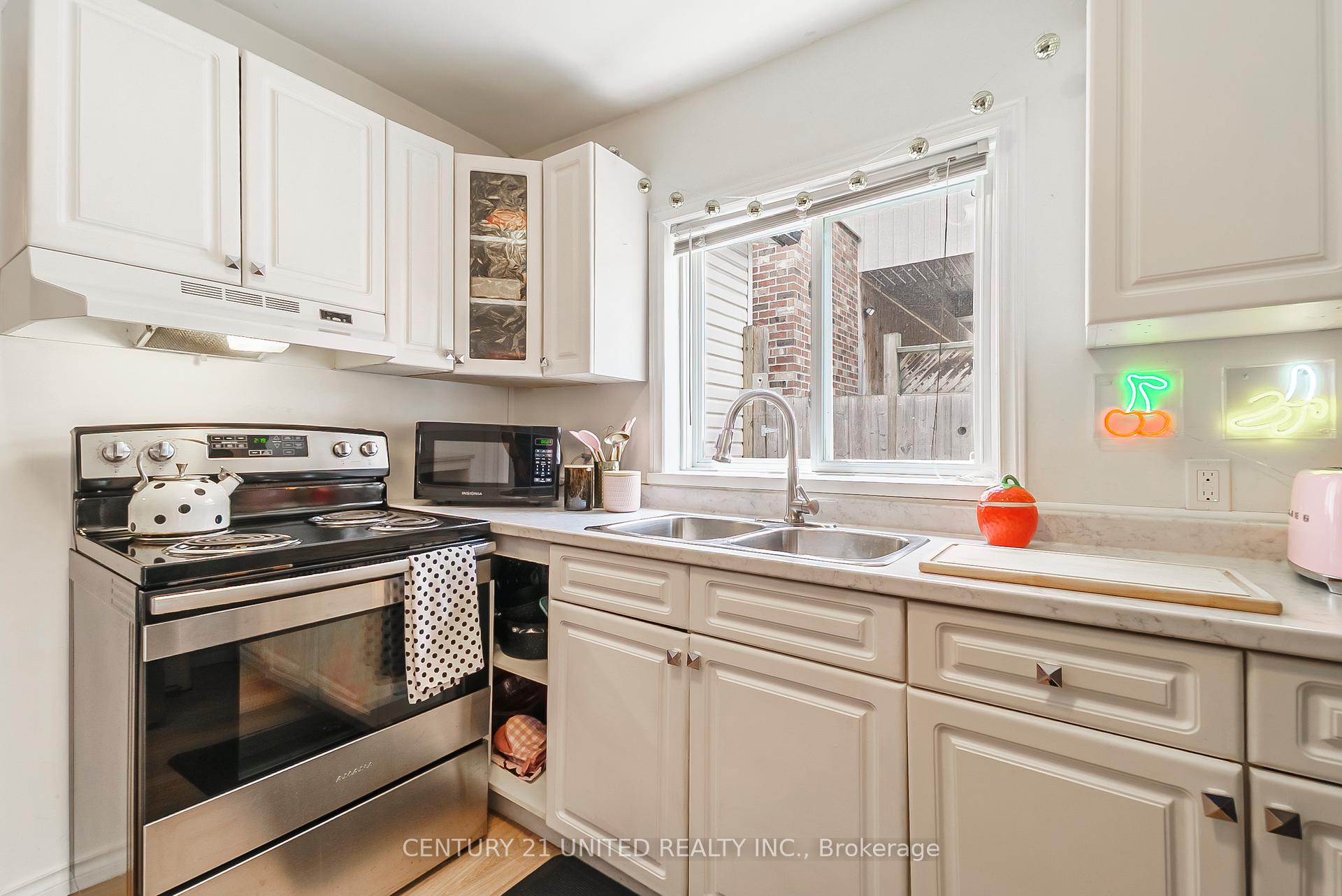 Photo 22 of 408 Mcdonnel Street, Peterborough, Town Ward 3 — HOMEH