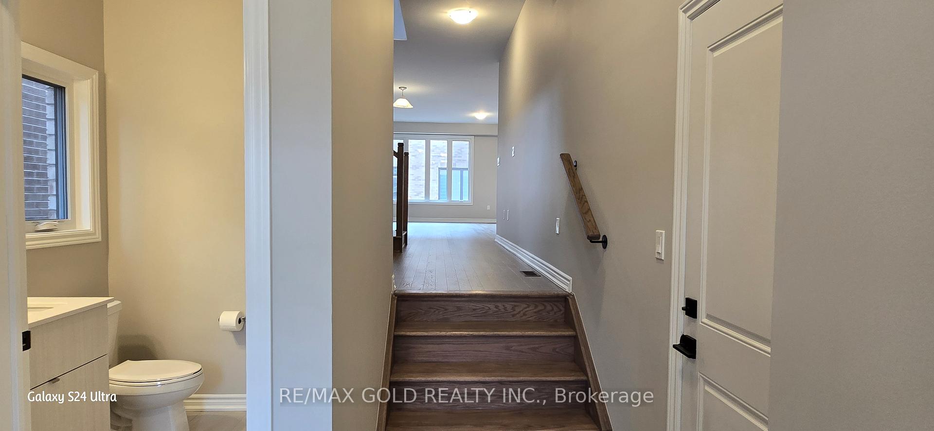Photo 3 of 1460 Periwinkle Place, Milton, Walker — HOMEH