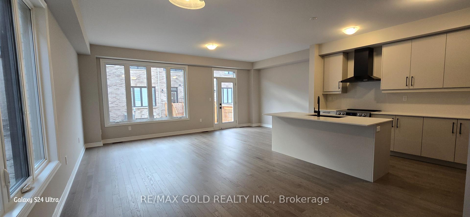 Photo 6 of 1460 Periwinkle Place, Milton, Walker — HOMEH