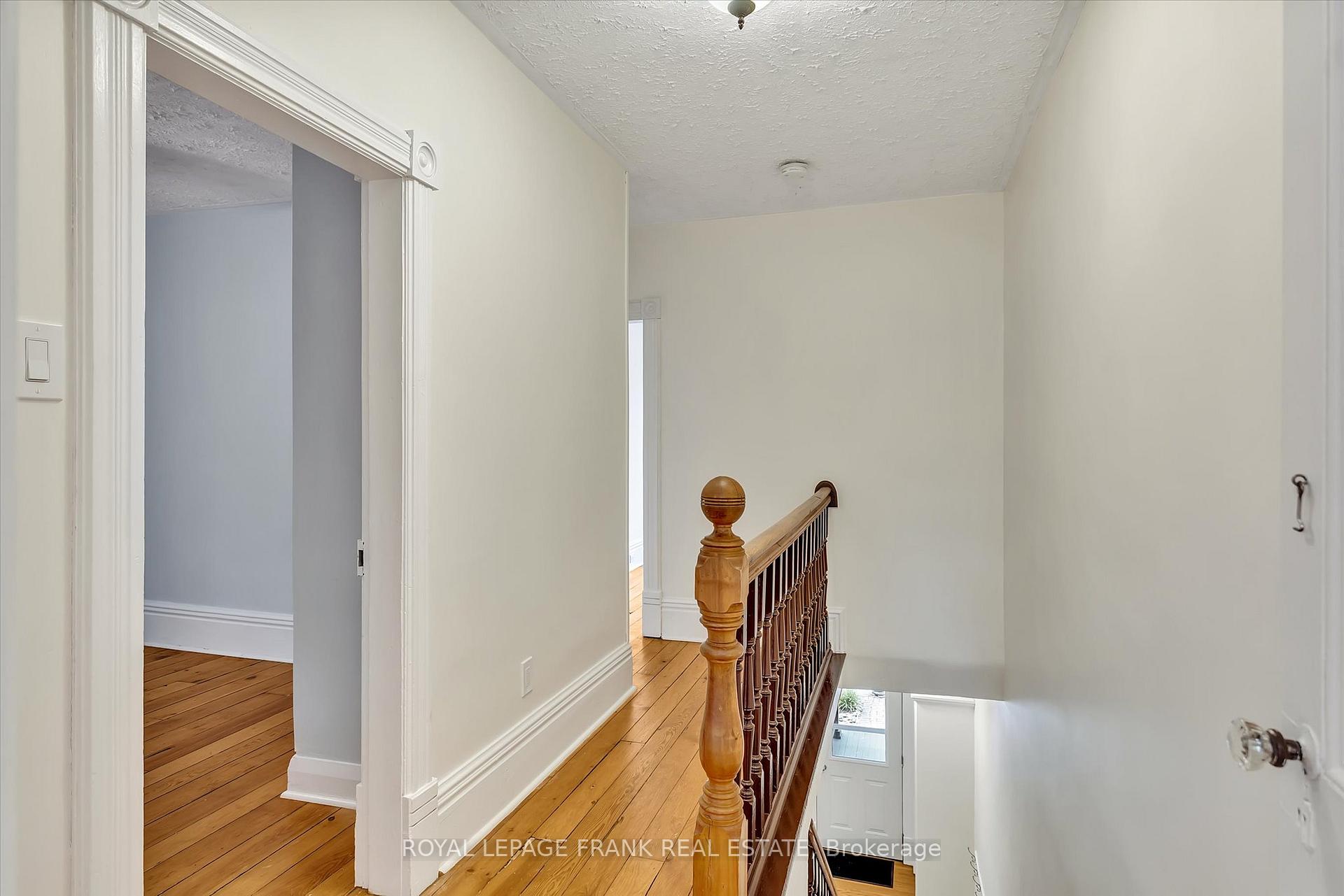 Photo 18 of 565 Gilmour Street, Peterborough, Town Ward 3 — HOMEH