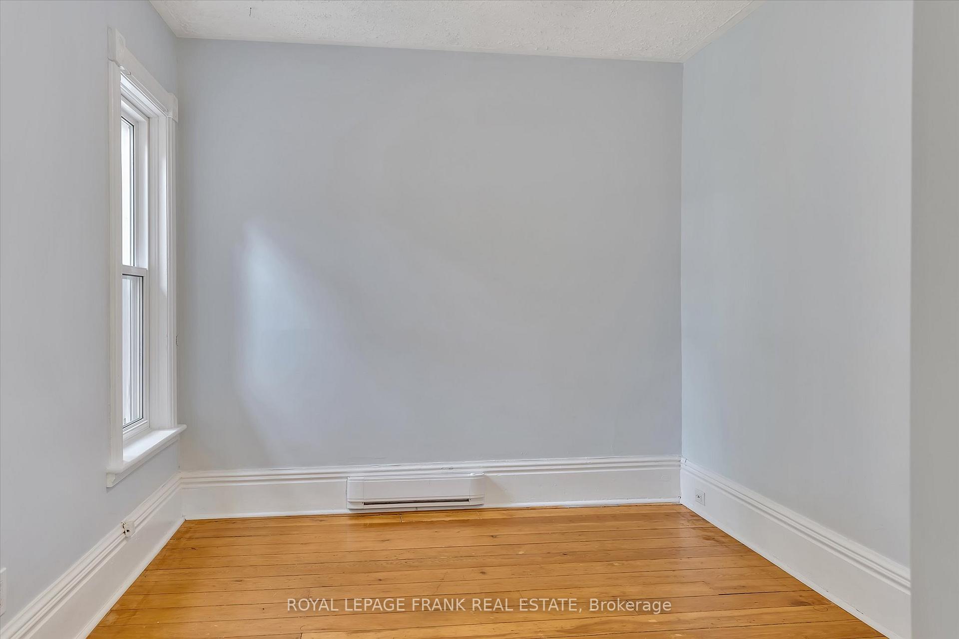 Photo 22 of 565 Gilmour Street, Peterborough, Town Ward 3 — HOMEH