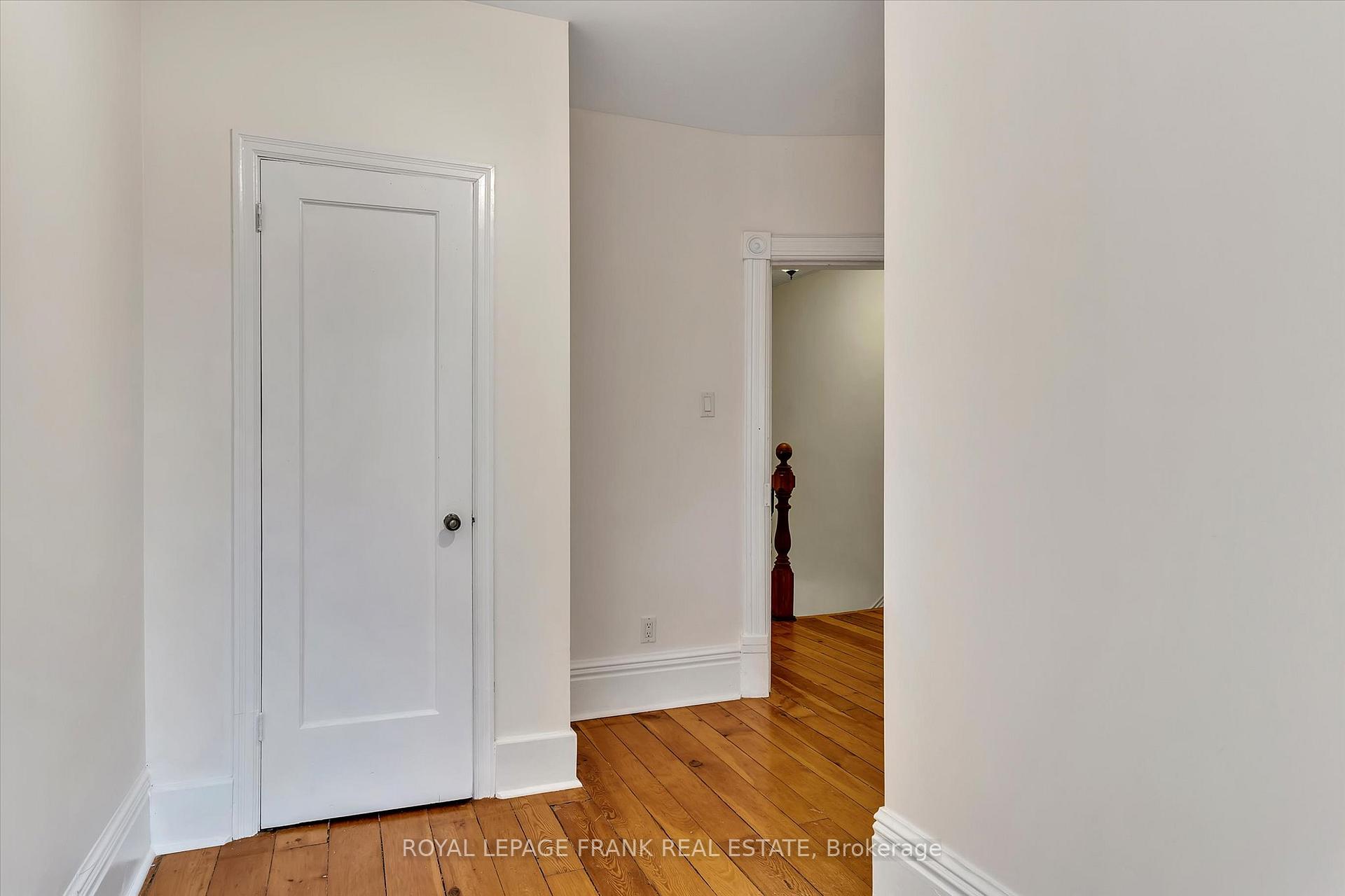 Photo 29 of 565 Gilmour Street, Peterborough, Town Ward 3 — HOMEH