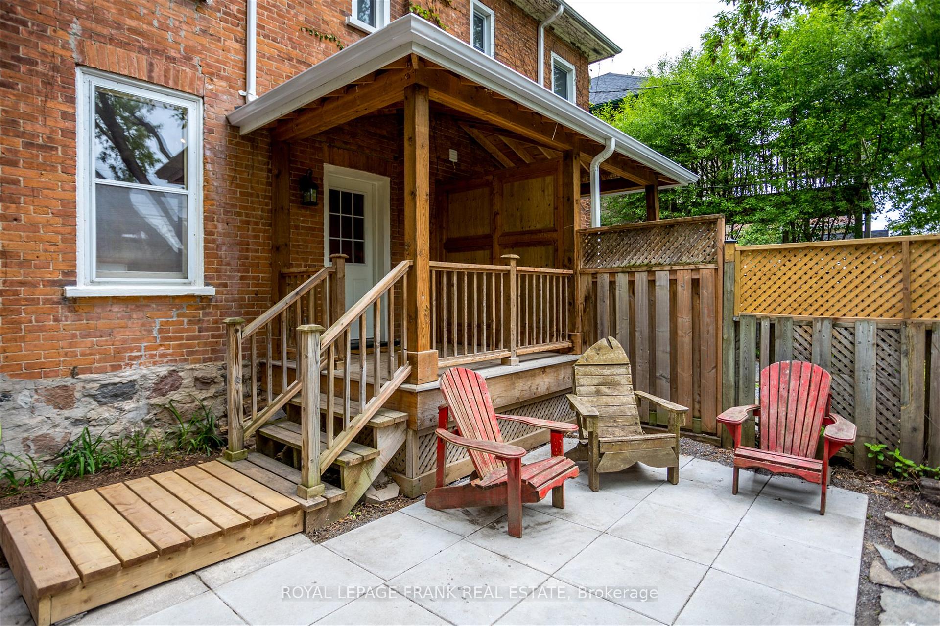 Photo 35 of 565 Gilmour Street, Peterborough, Town Ward 3 — HOMEH