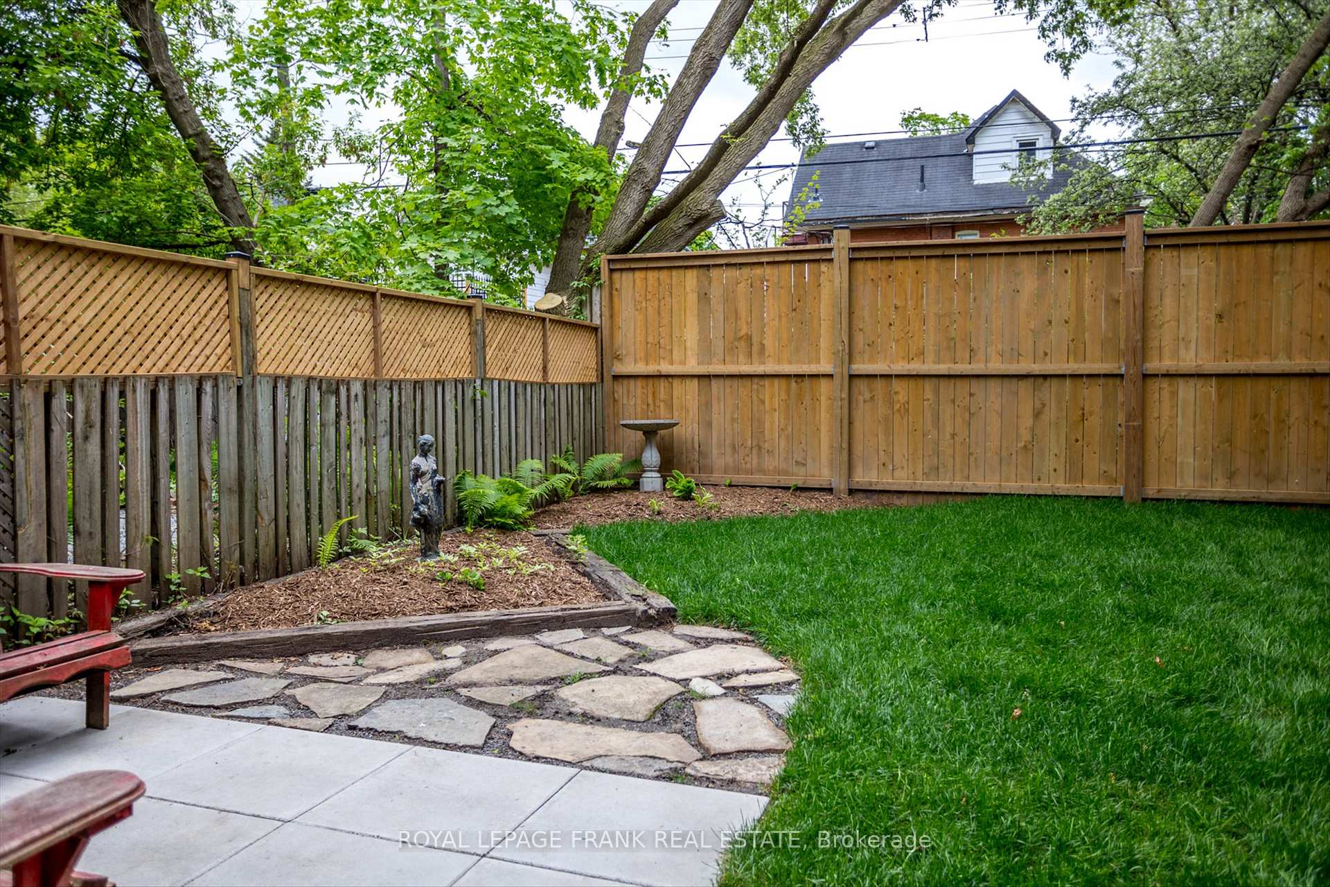 Photo 38 of 565 Gilmour Street, Peterborough, Town Ward 3 — HOMEH