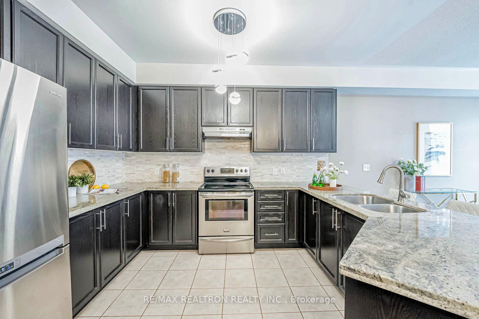 Photo 17 of Unit 47, 651 Farmstead Drive, Milton, Willmott — HOMEH