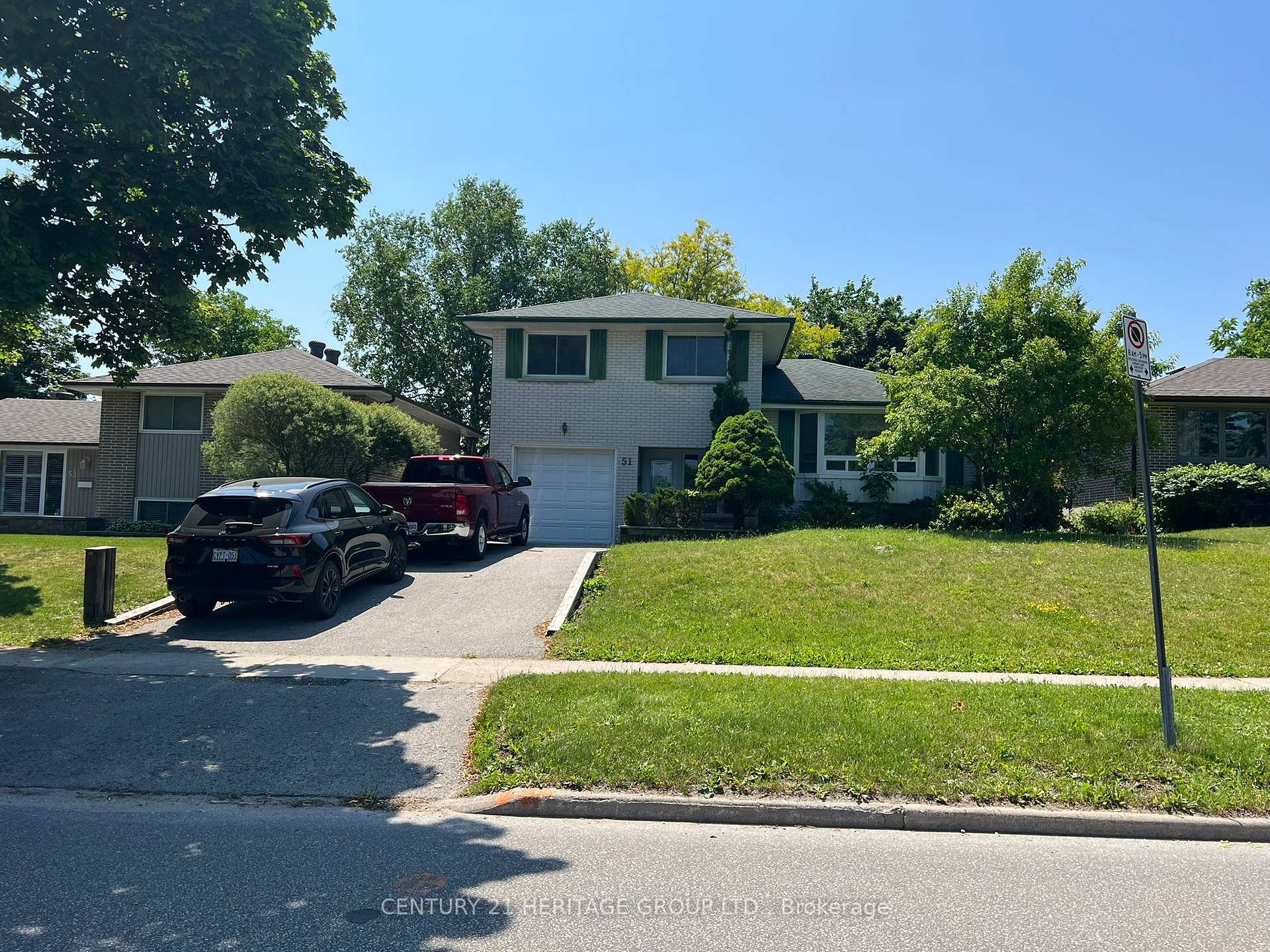 Photo 1 of 51 Steel Street S, Barrie, Grove East — HOMEH