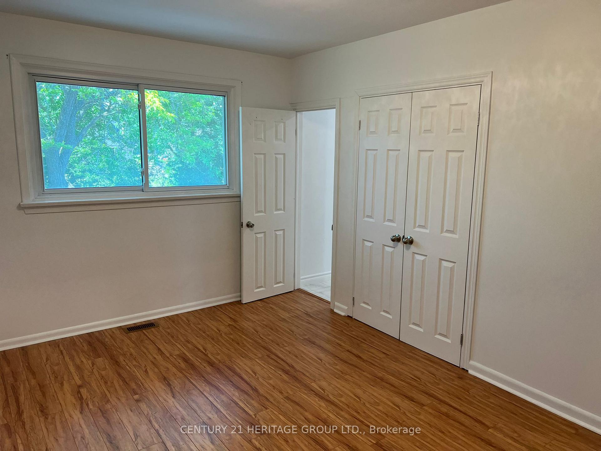 Photo 10 of 51 Steel Street S, Barrie, Grove East — HOMEH