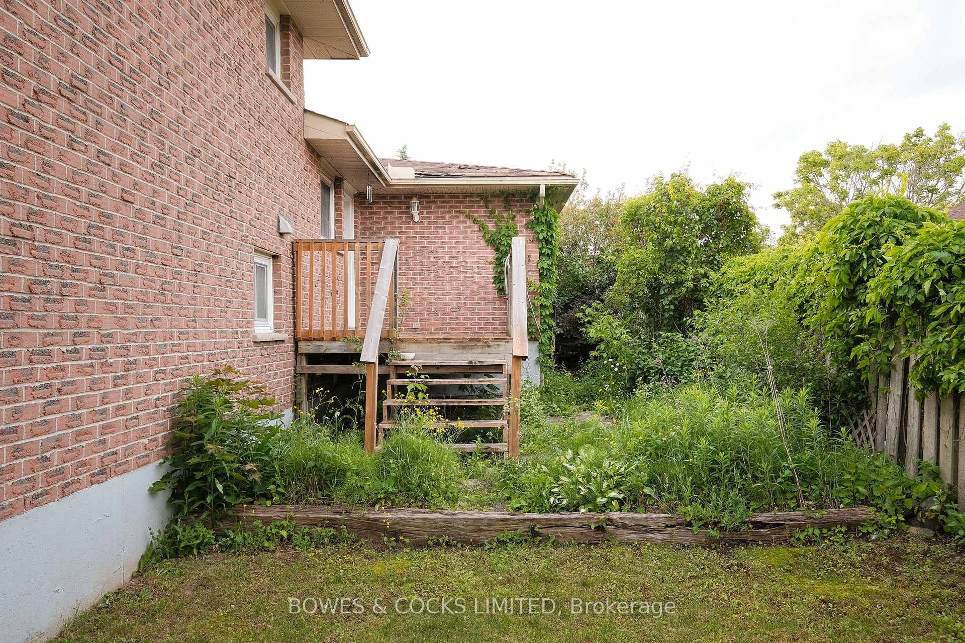 Photo 41 of 1483 Clearview Drive, Peterborough, Monaghan Ward 2 — HOMEH