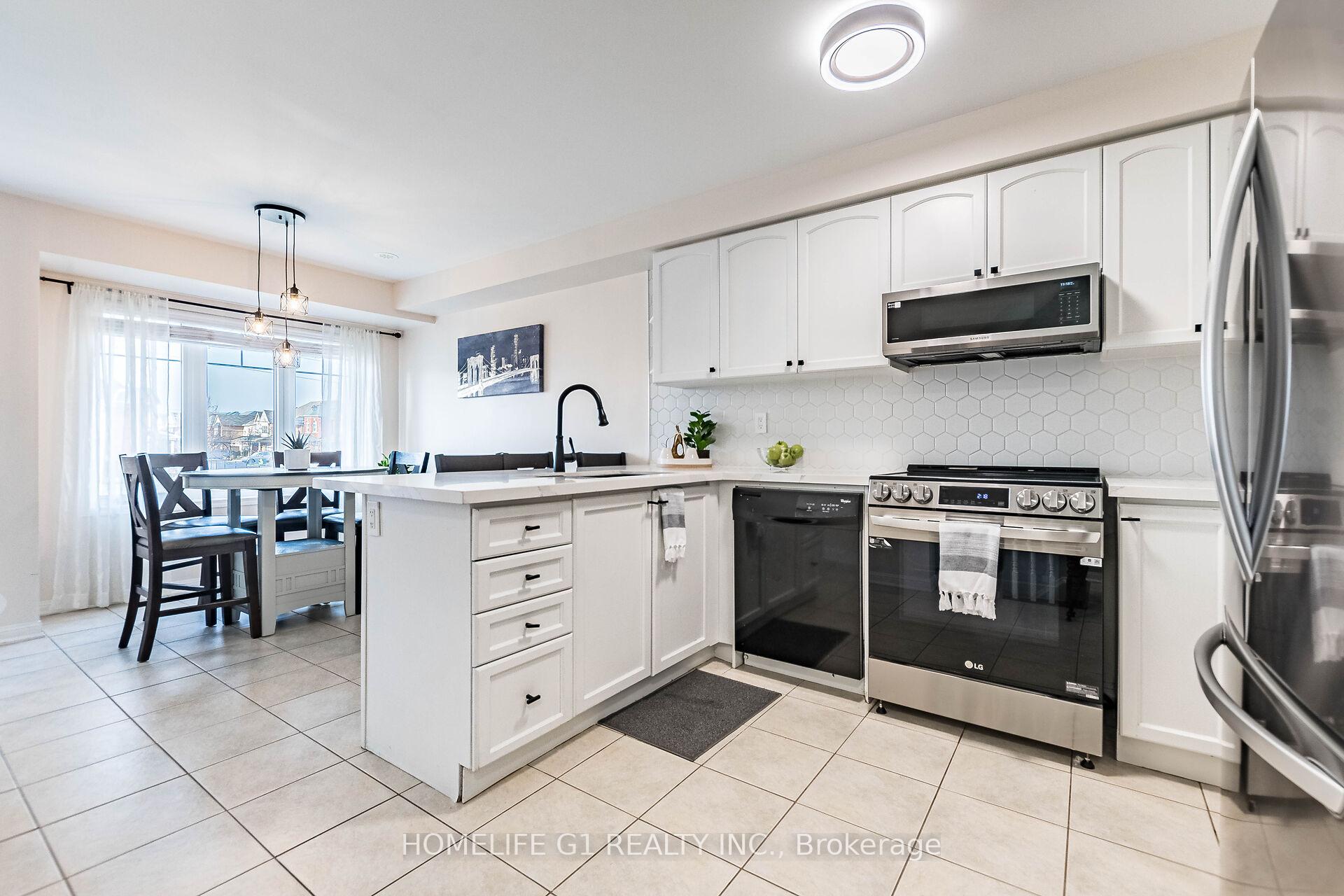 Photo 6 of Unit 30, 6020 Derry Road, Milton, Scott — HOMEH