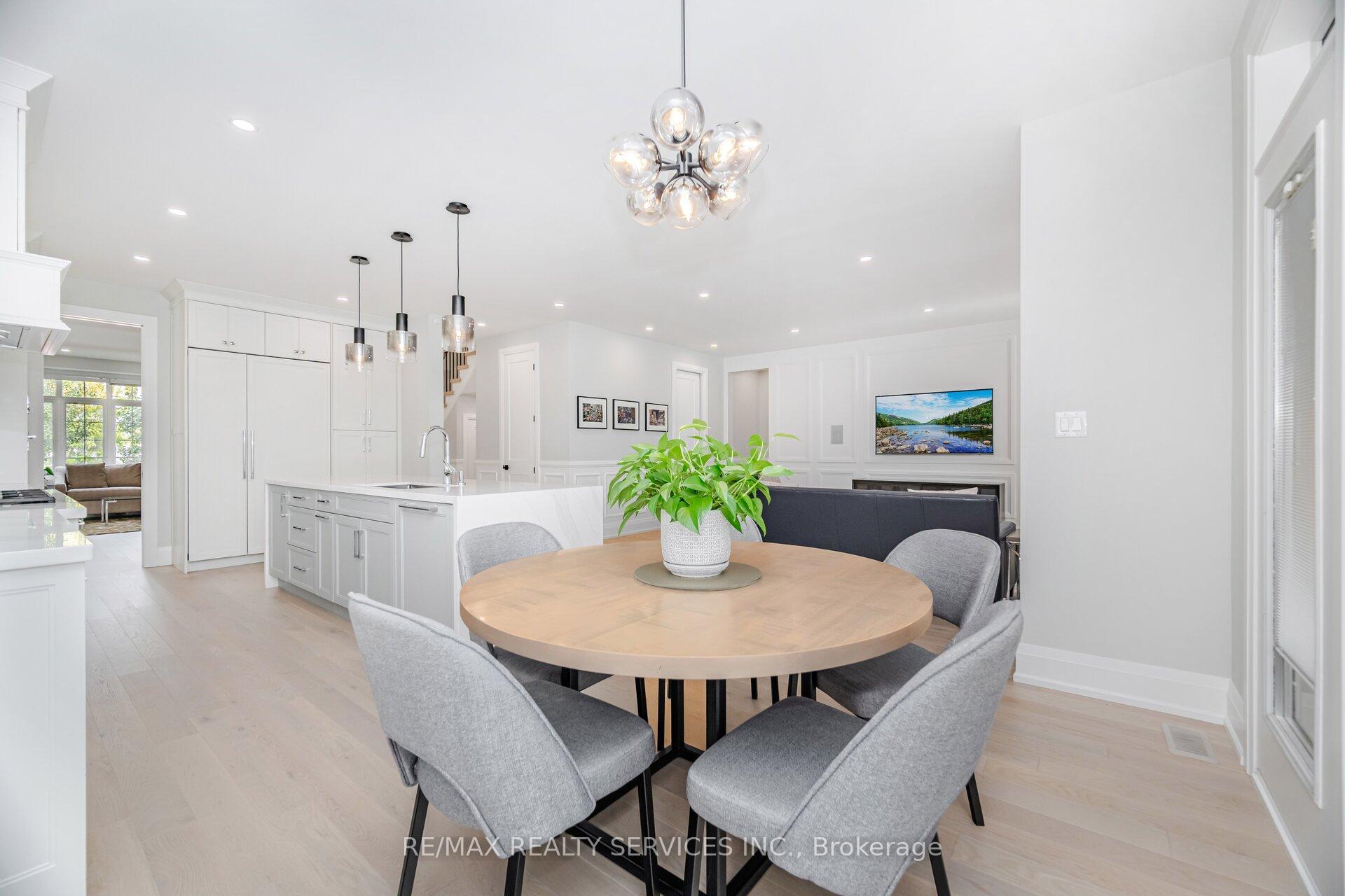 Photo 16 of 17 Edmonton Street, Brampton, Bram West — HOMEH