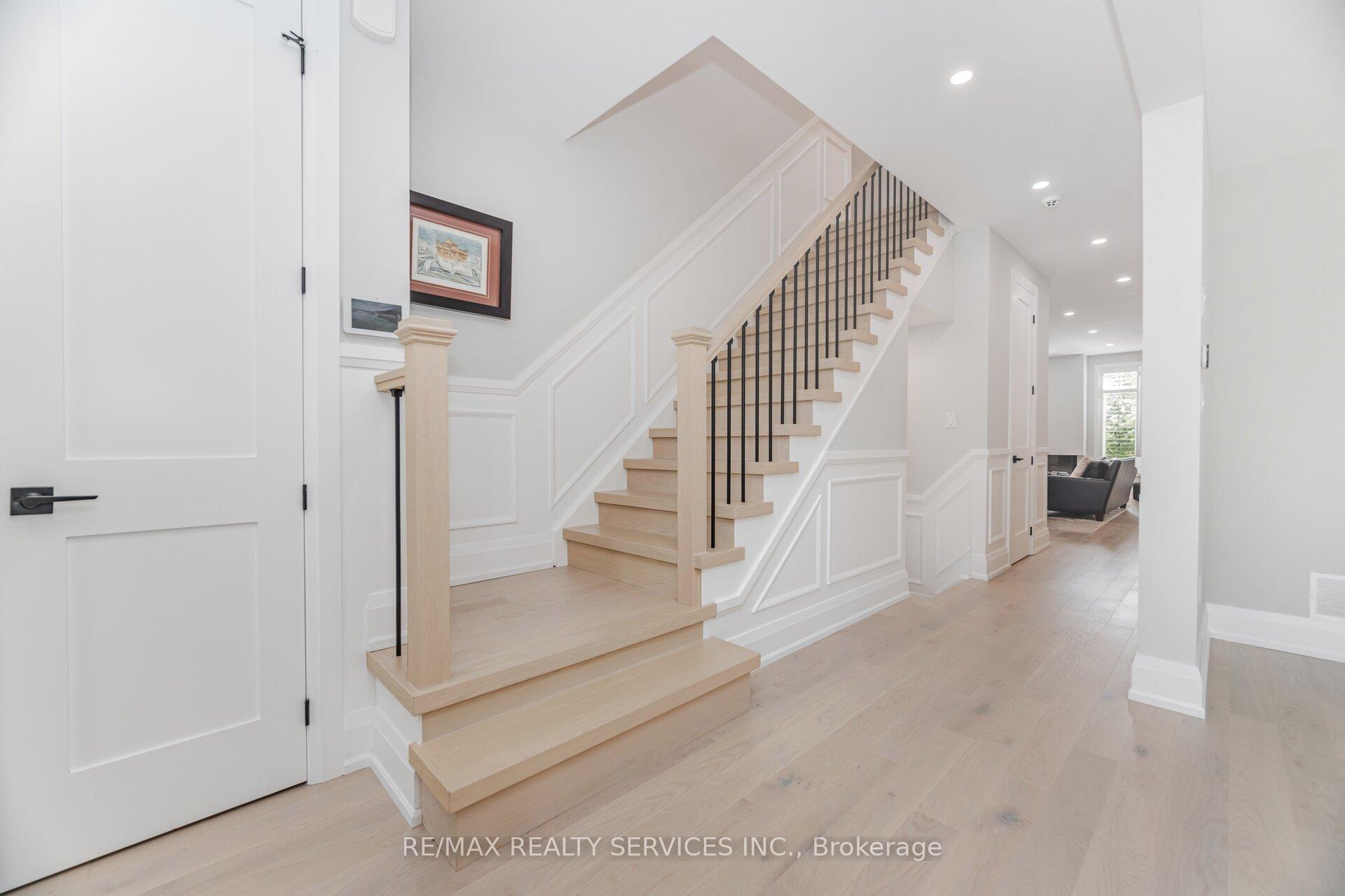 Photo 25 of 17 Edmonton Street, Brampton, Bram West — HOMEH