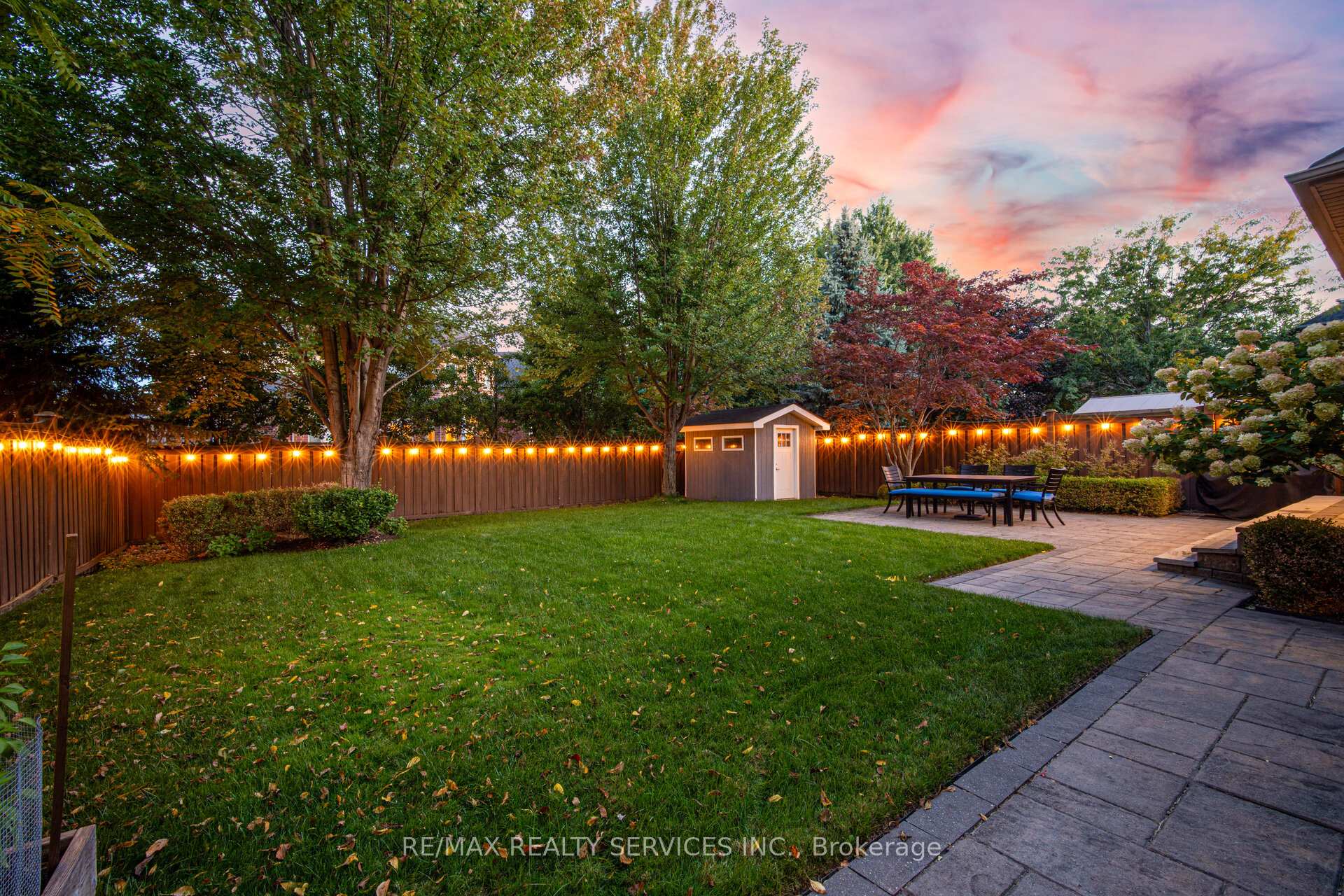 Photo 44 of 17 Edmonton Street, Brampton, Bram West — HOMEH