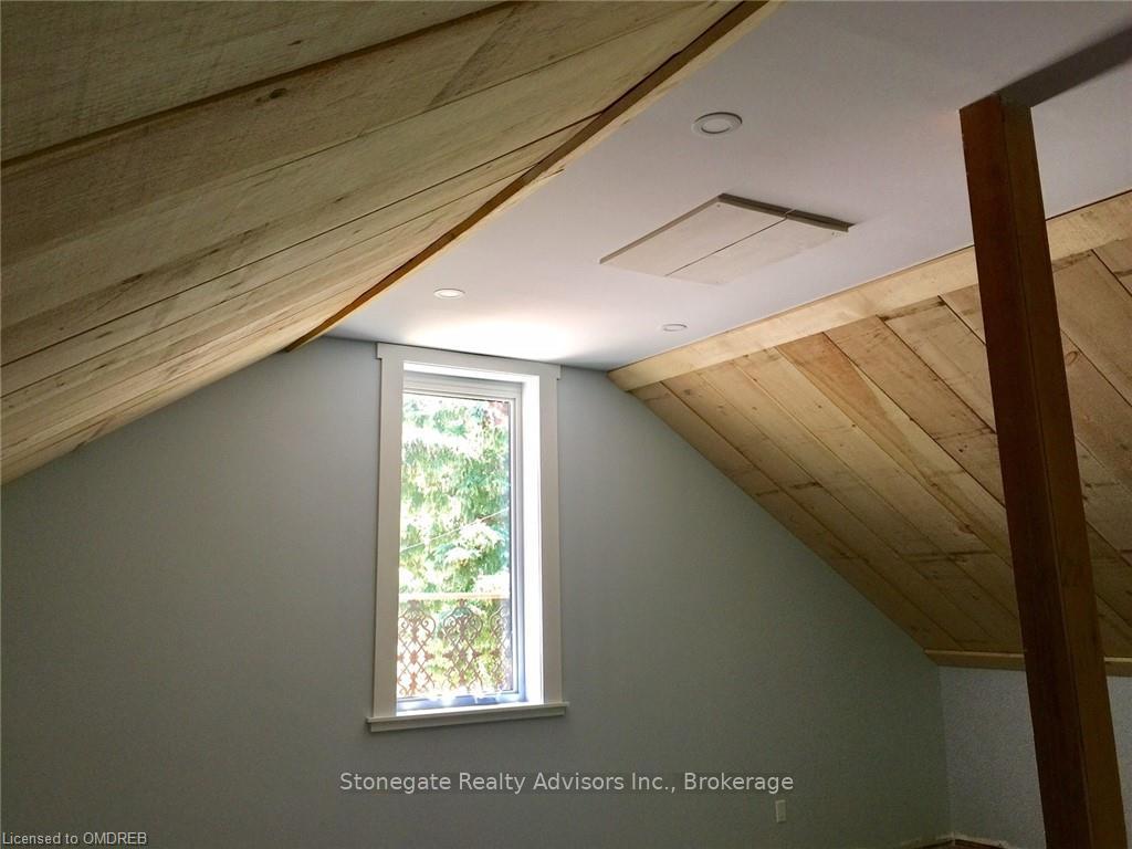 Photo 5 of Unit Rear, 87 Main Street N, Milton, Campbellville — HOMEH