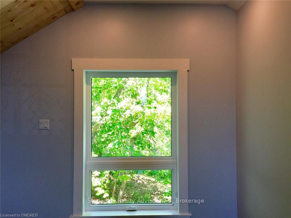 Photo 6 of Unit Rear, 87 Main Street N, Milton, Campbellville — HOMEH