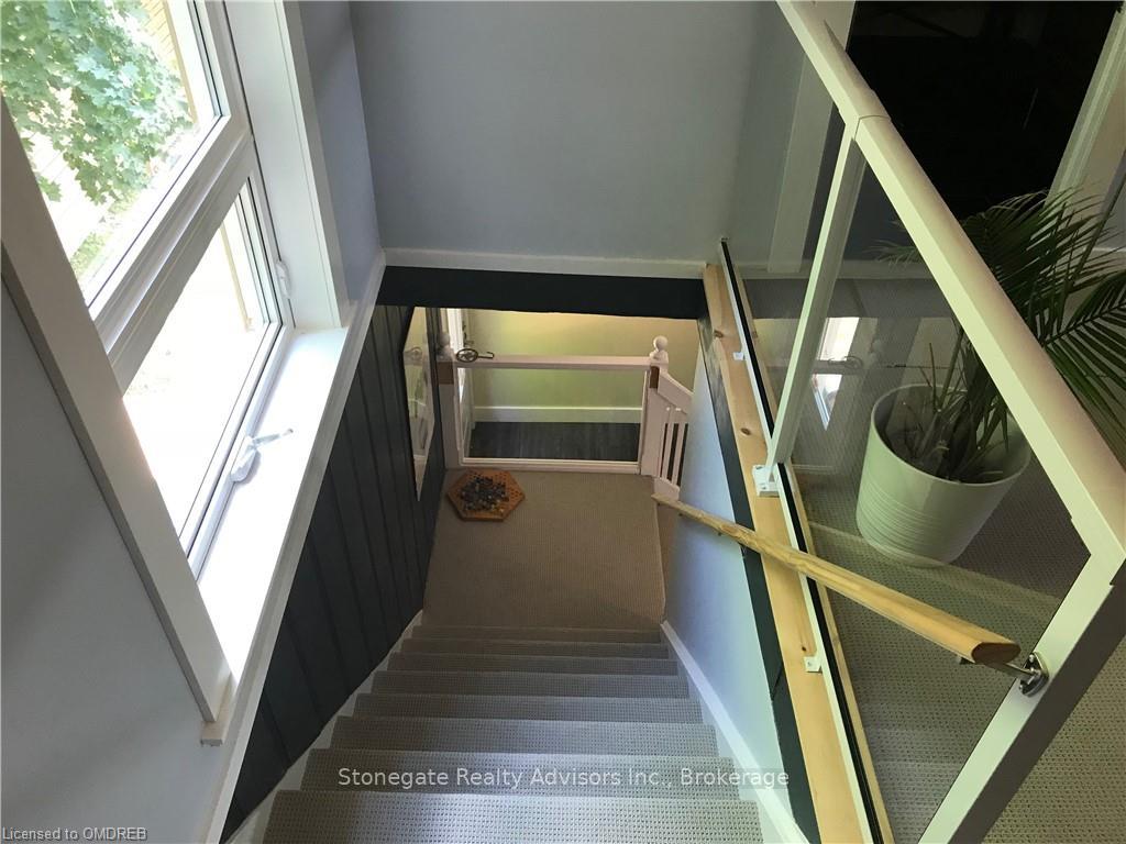 Photo 7 of Unit Rear, 87 Main Street N, Milton, Campbellville — HOMEH